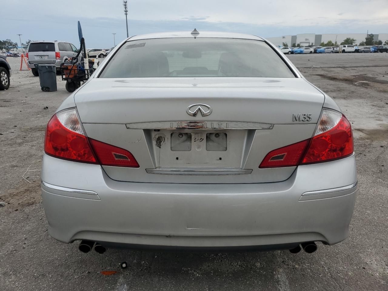 2009 Infiniti M35 Base Серебряный vin: JNKCY01E19M801119