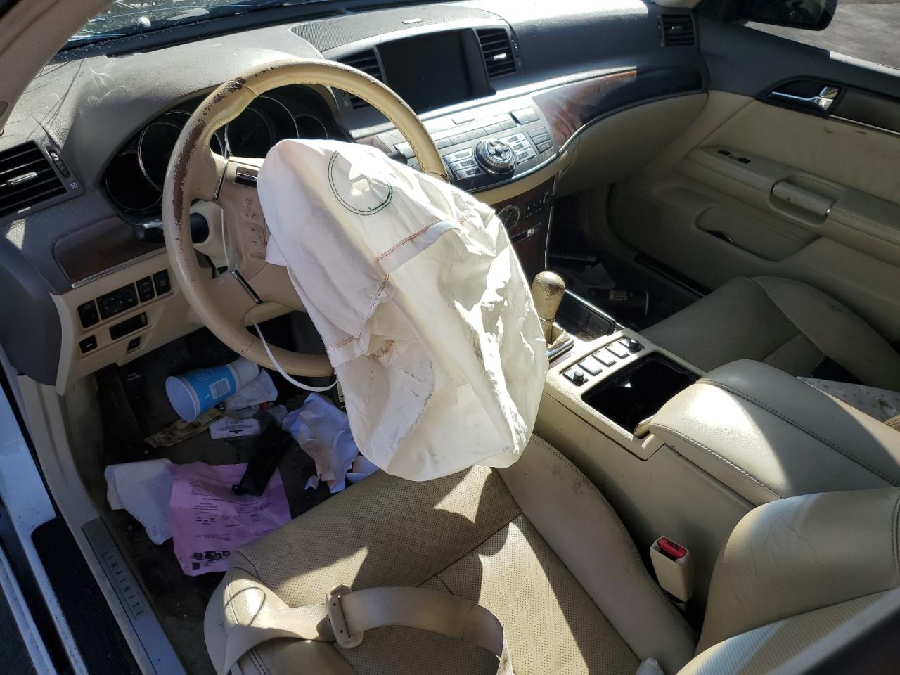 2009 Infiniti M35 Base White vin: JNKCY01E39M801414