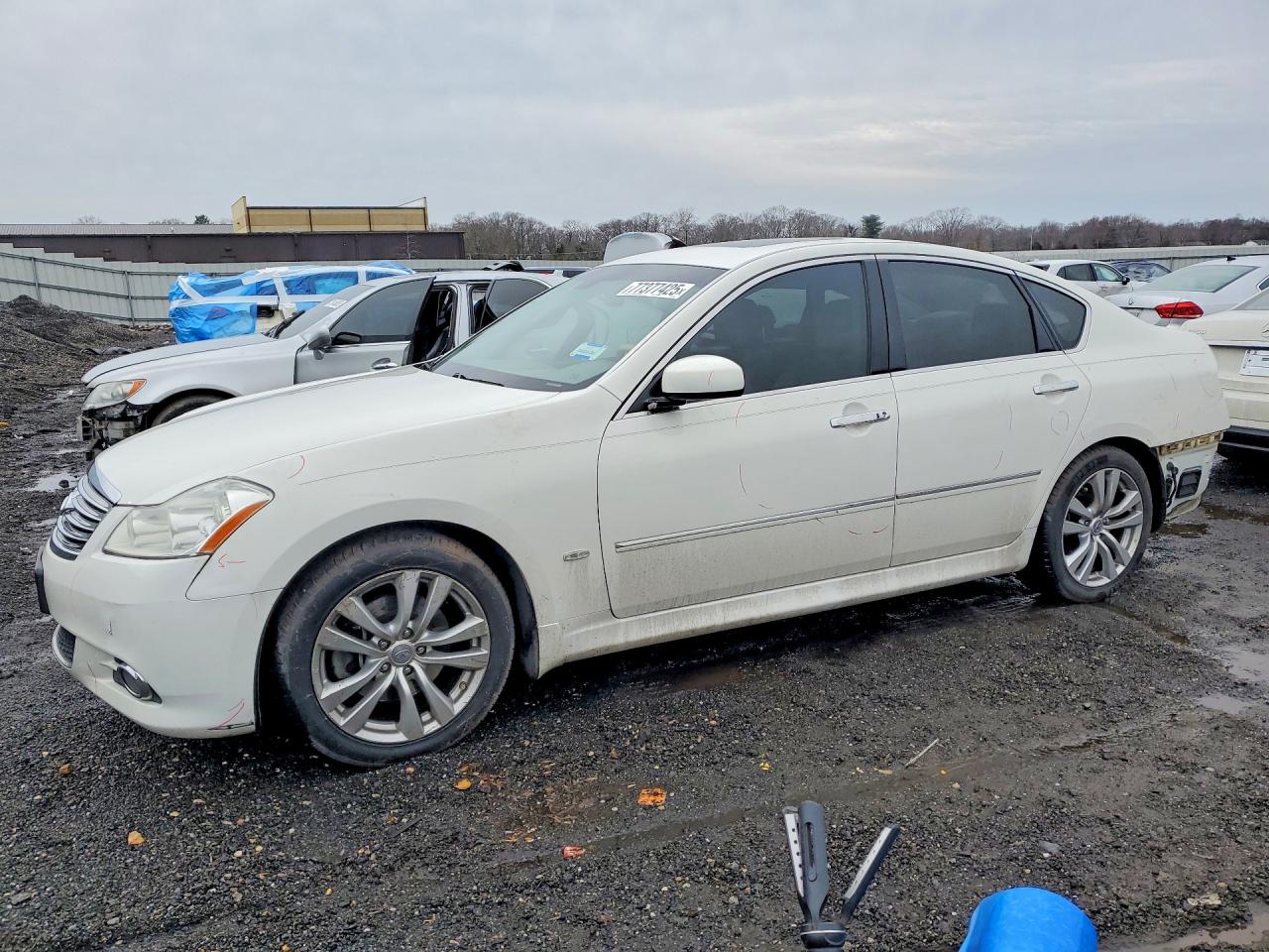2009 Infiniti M35 Base White vin: JNKCY01E59M800202
