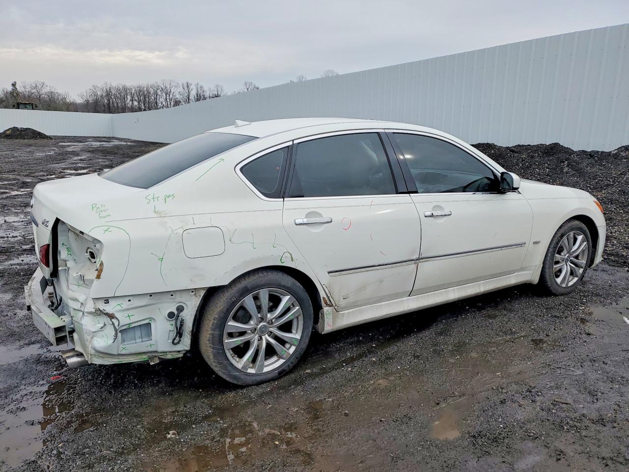 2009 Infiniti M35 Base White vin: JNKCY01E59M800202