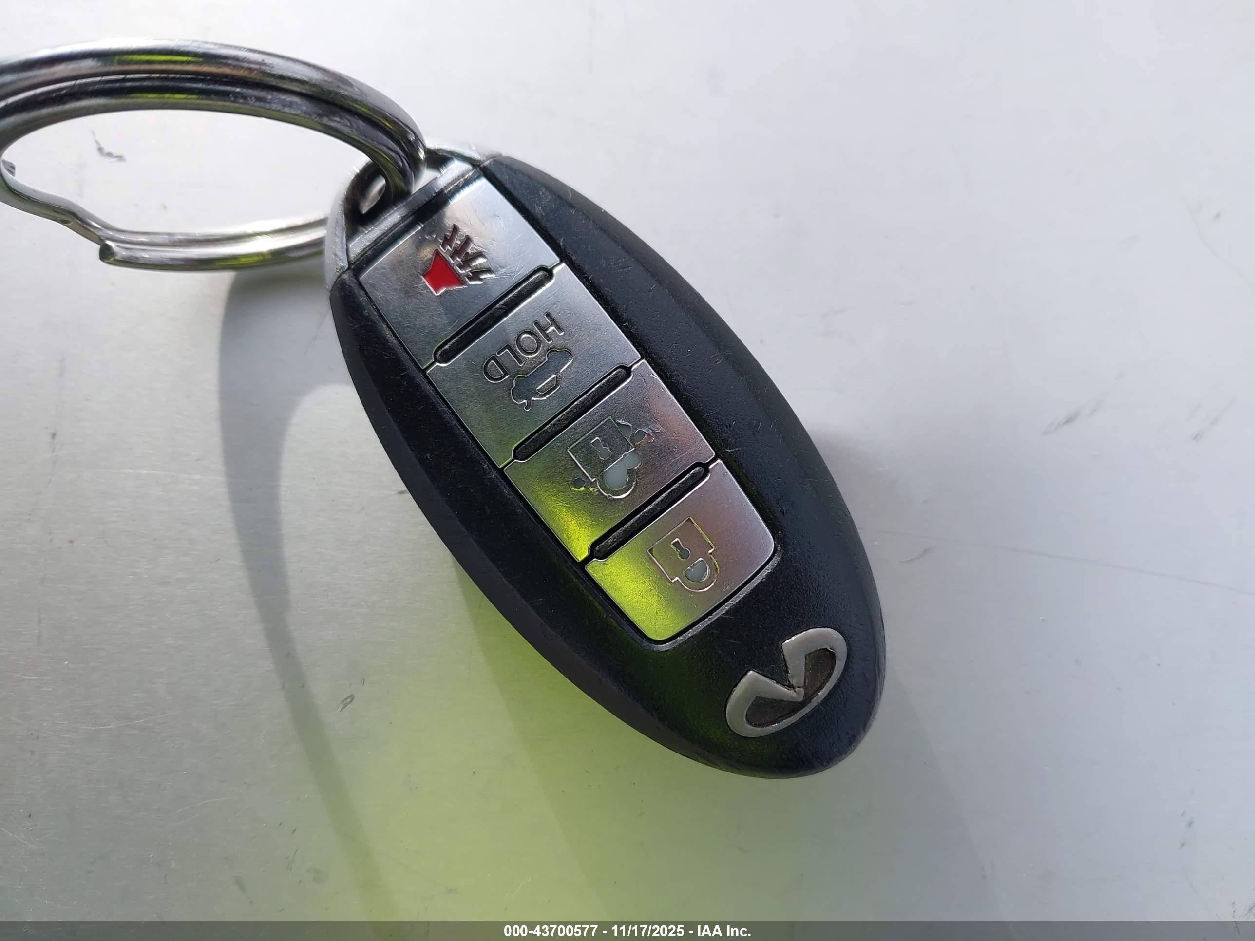2009 Infiniti M35   White vin: JNKCY01E69M801987