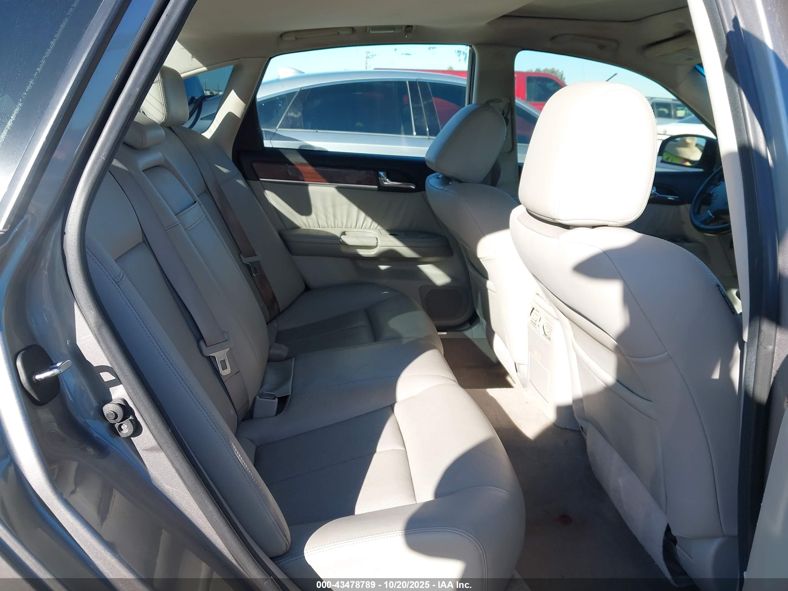 2009 Infiniti M35   Gray vin: JNKCY01E79M800959
