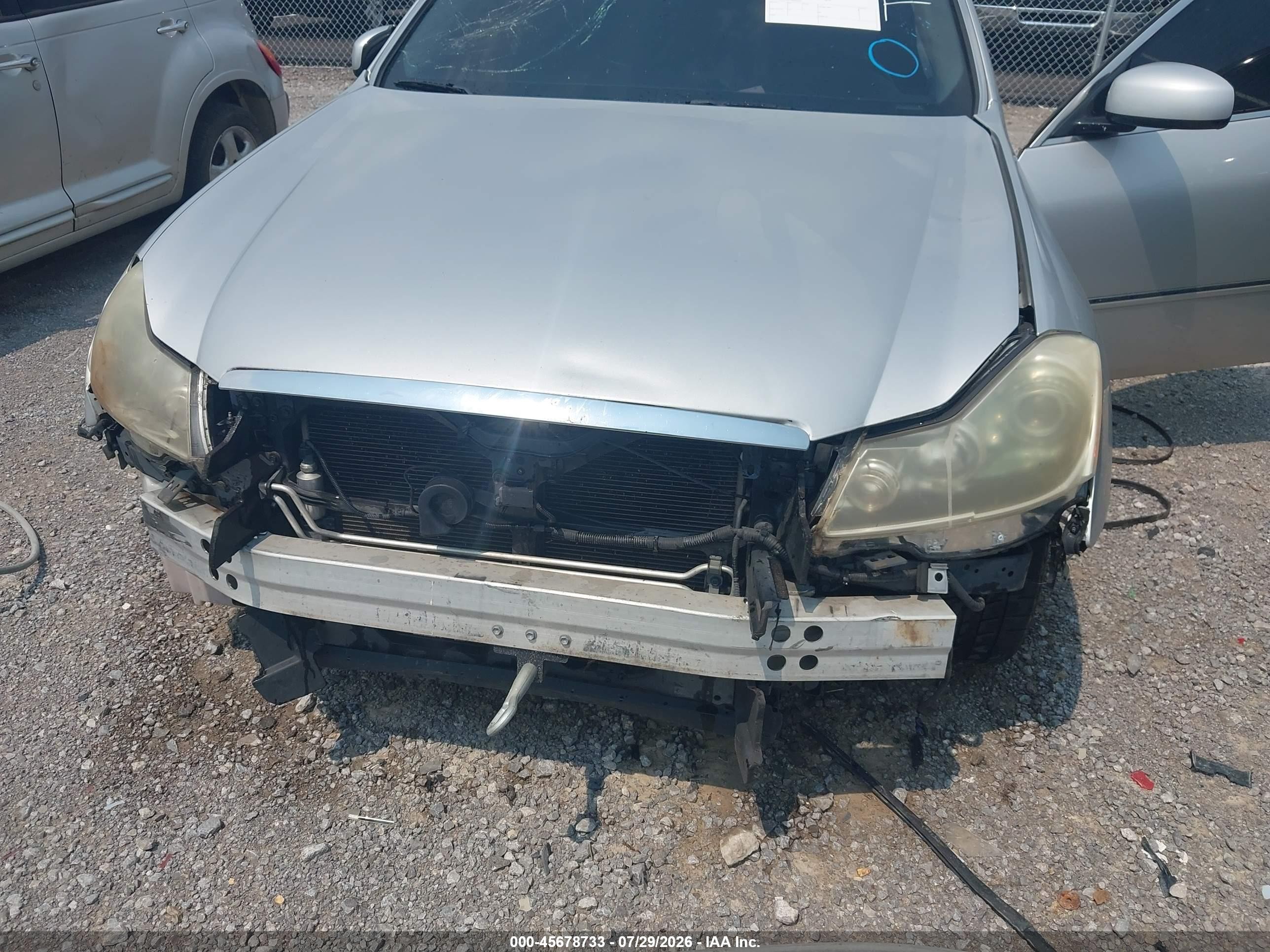 2009 Infiniti M35   Silver vin: JNKCY01E79M802601