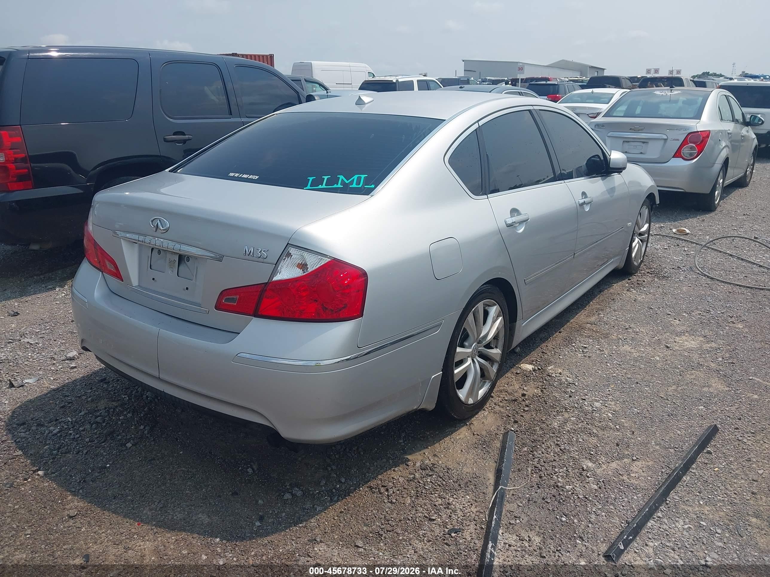 2009 Infiniti M35   Silver vin: JNKCY01E79M802601