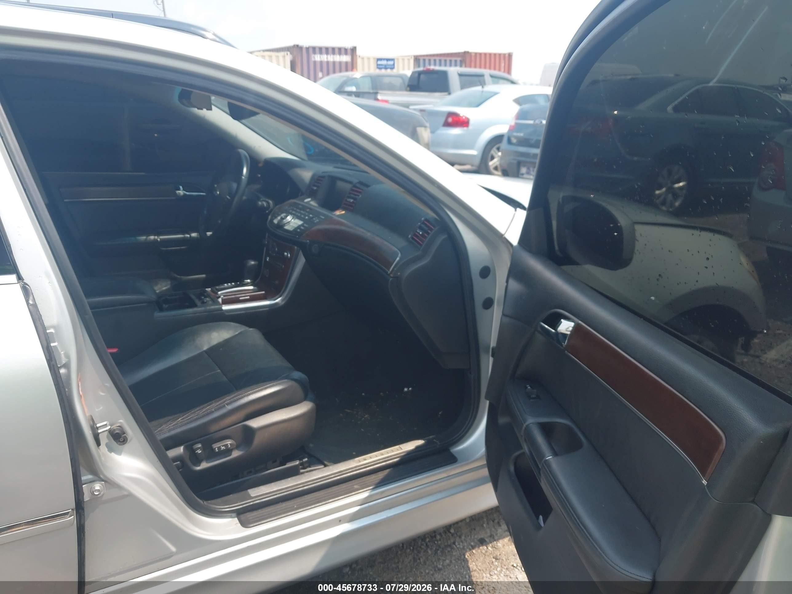 2009 Infiniti M35   Silver vin: JNKCY01E79M802601