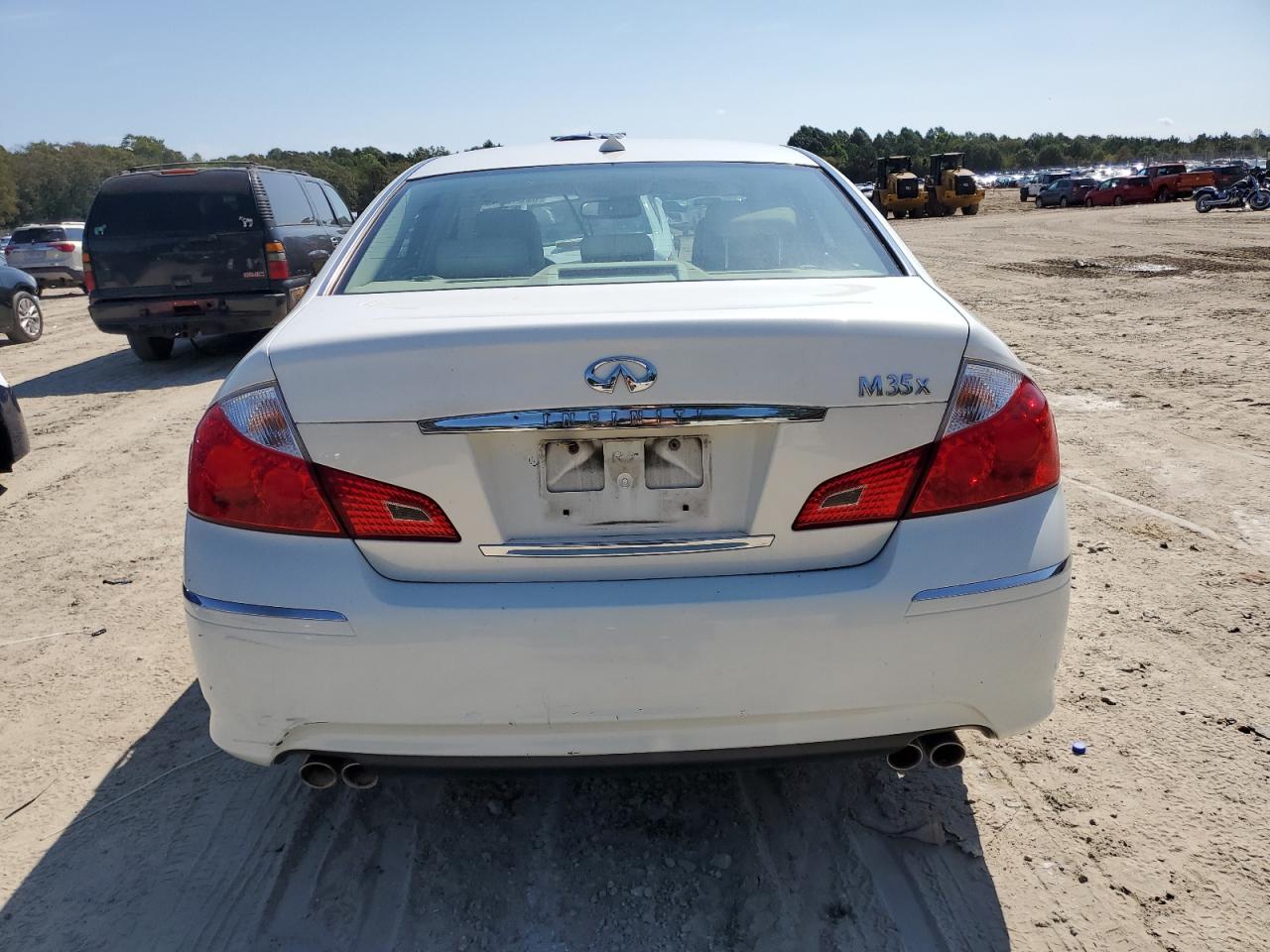 2009 Infiniti M35 Base White vin: JNKCY01F09M850627