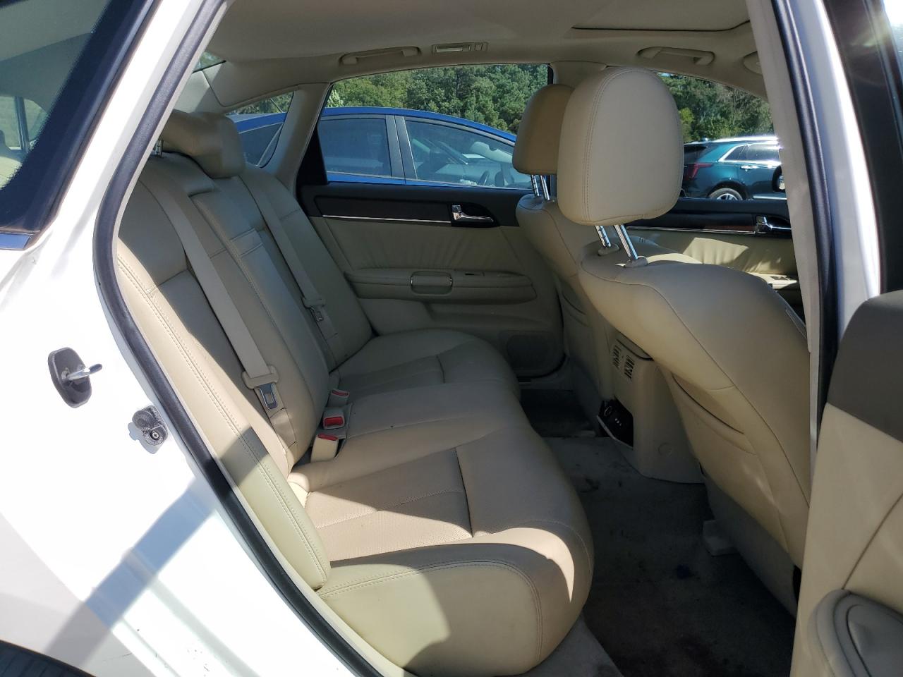2009 Infiniti M35 Base White vin: JNKCY01F09M850627