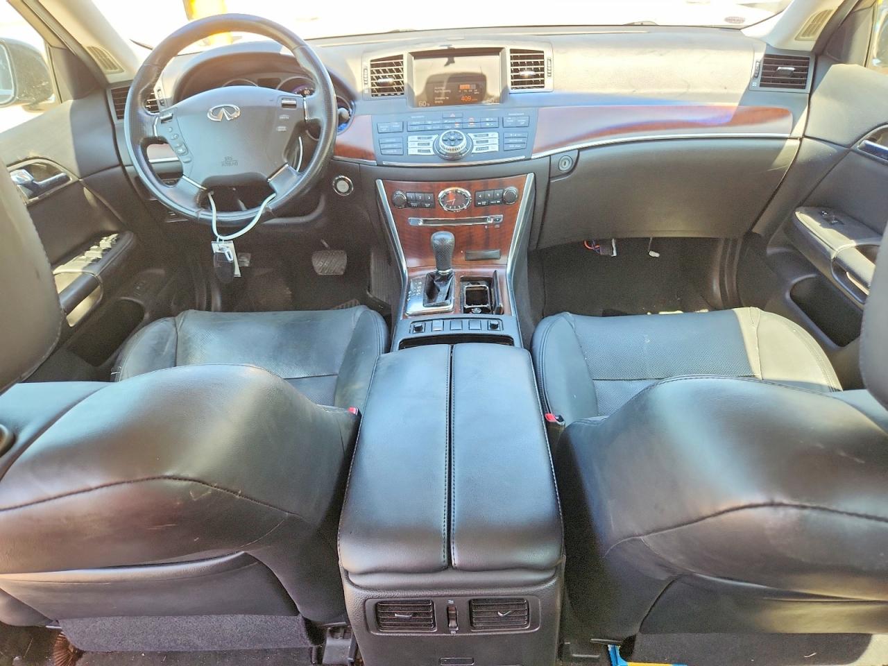 2009 Infiniti M35 X Black vin: JNKCY01F09M852748