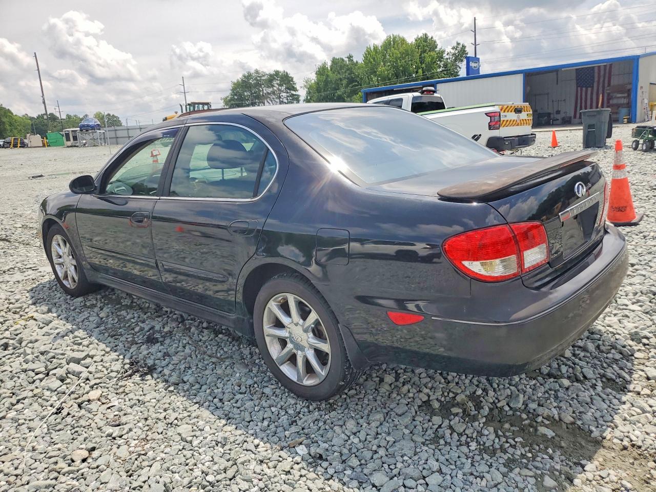 2002 Infiniti I35 Base Black vin: JNKDA31A02T007120