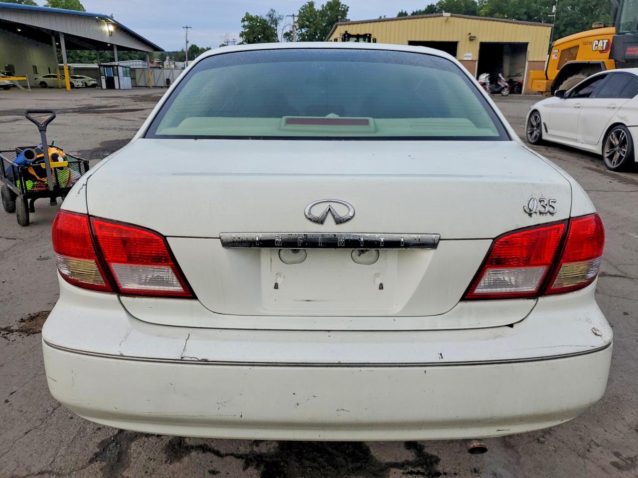 2004 Infiniti I35 Base White vin: JNKDA31A14T201853