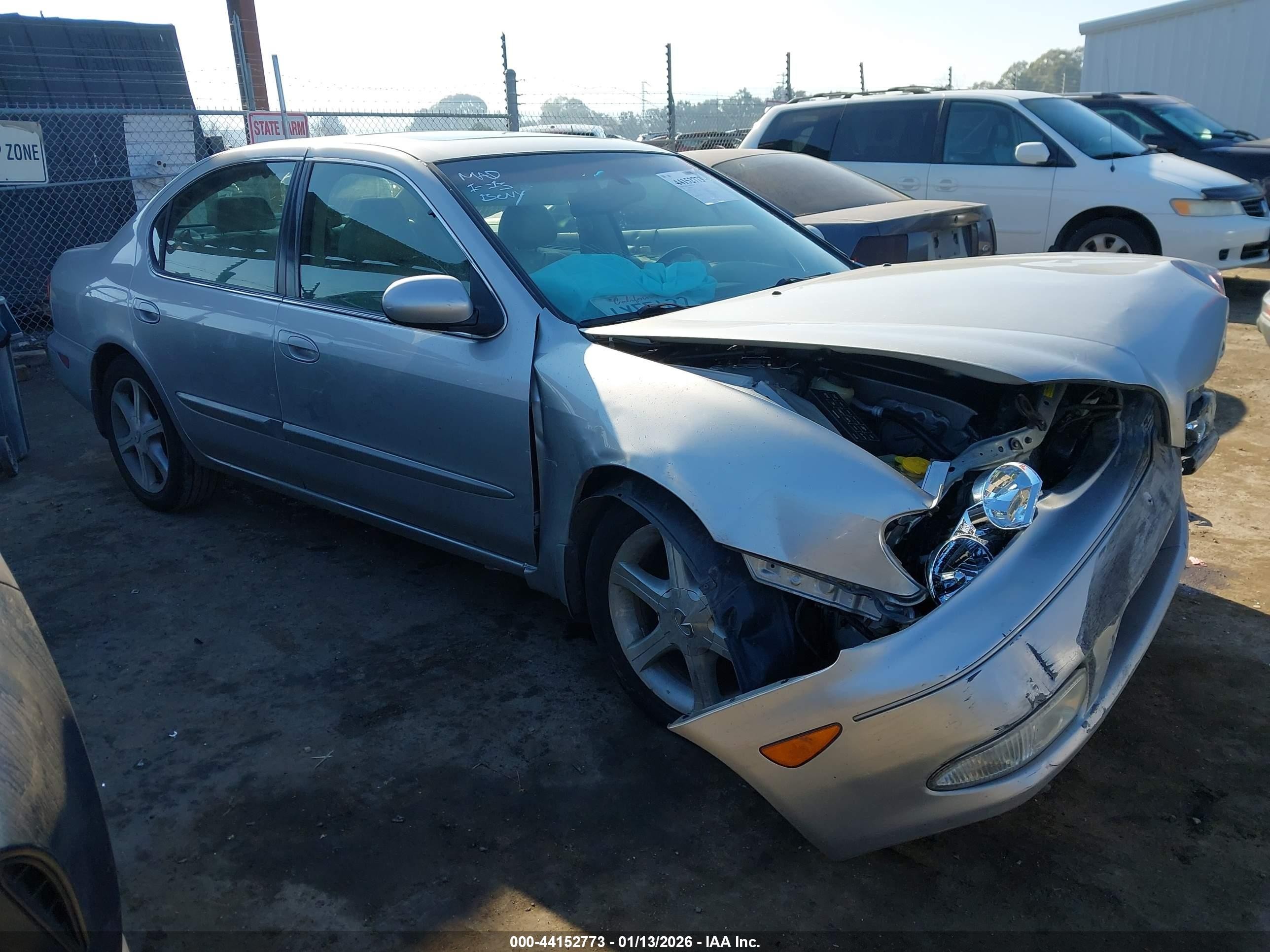 2002 Infiniti I35 Luxury Silver vin: JNKDA31A32T028561