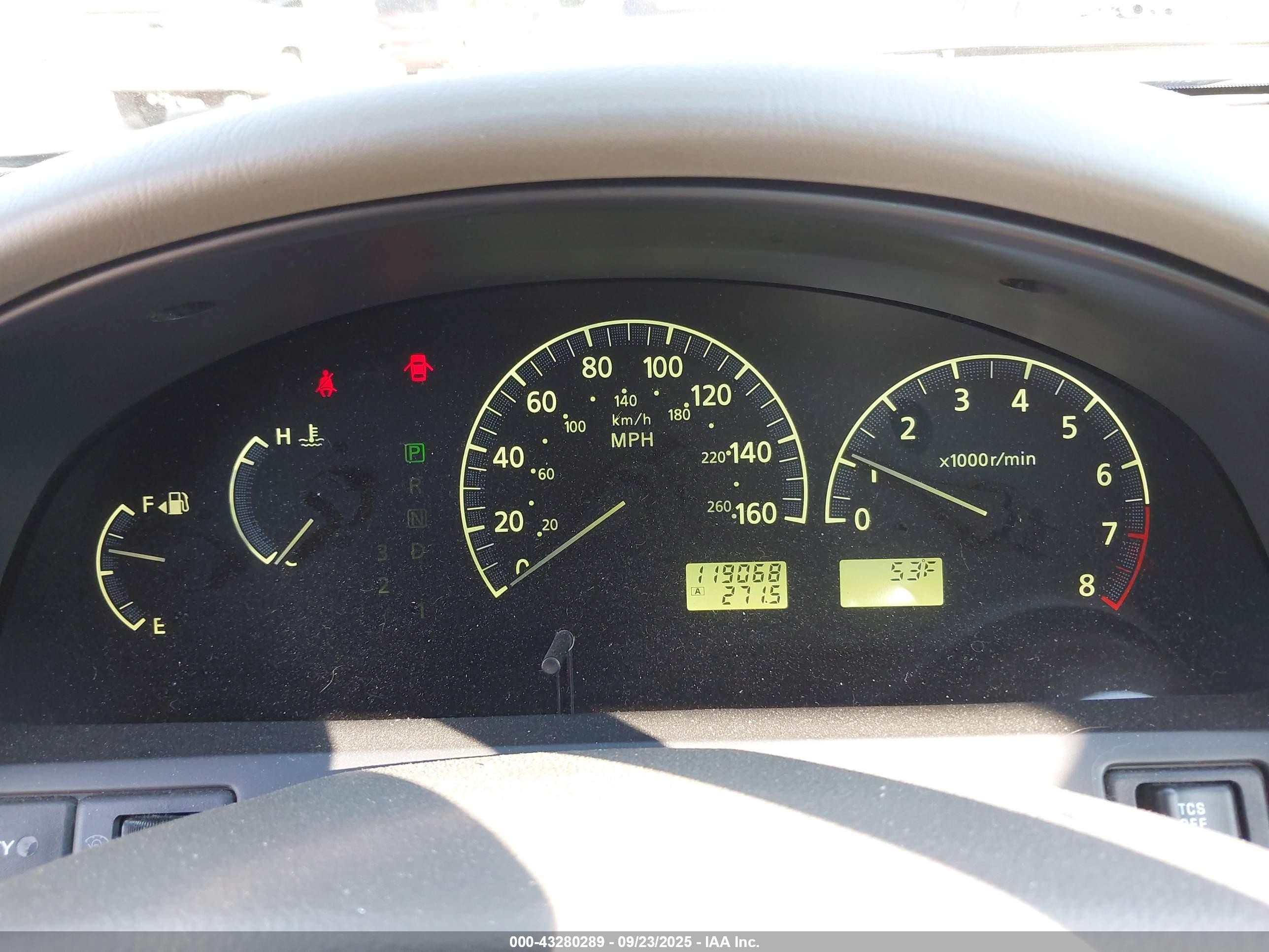 2002 Infiniti I35 Luxury Gray vin: JNKDA31A42T004589