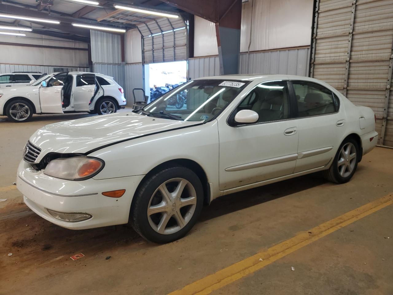 2002 Infiniti I35 White vin: JNKDA31A42T019738