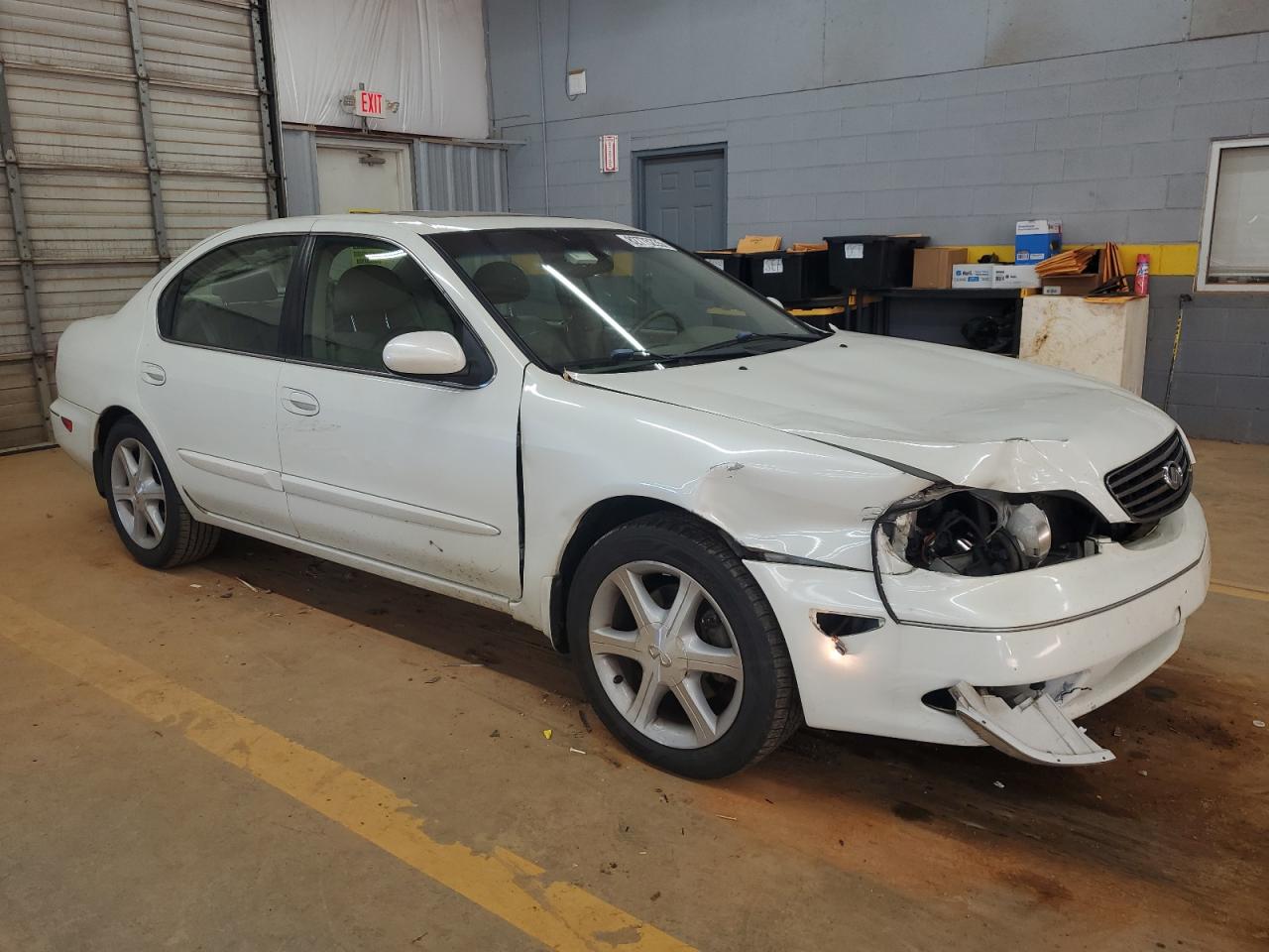 2002 Infiniti I35 White vin: JNKDA31A42T019738