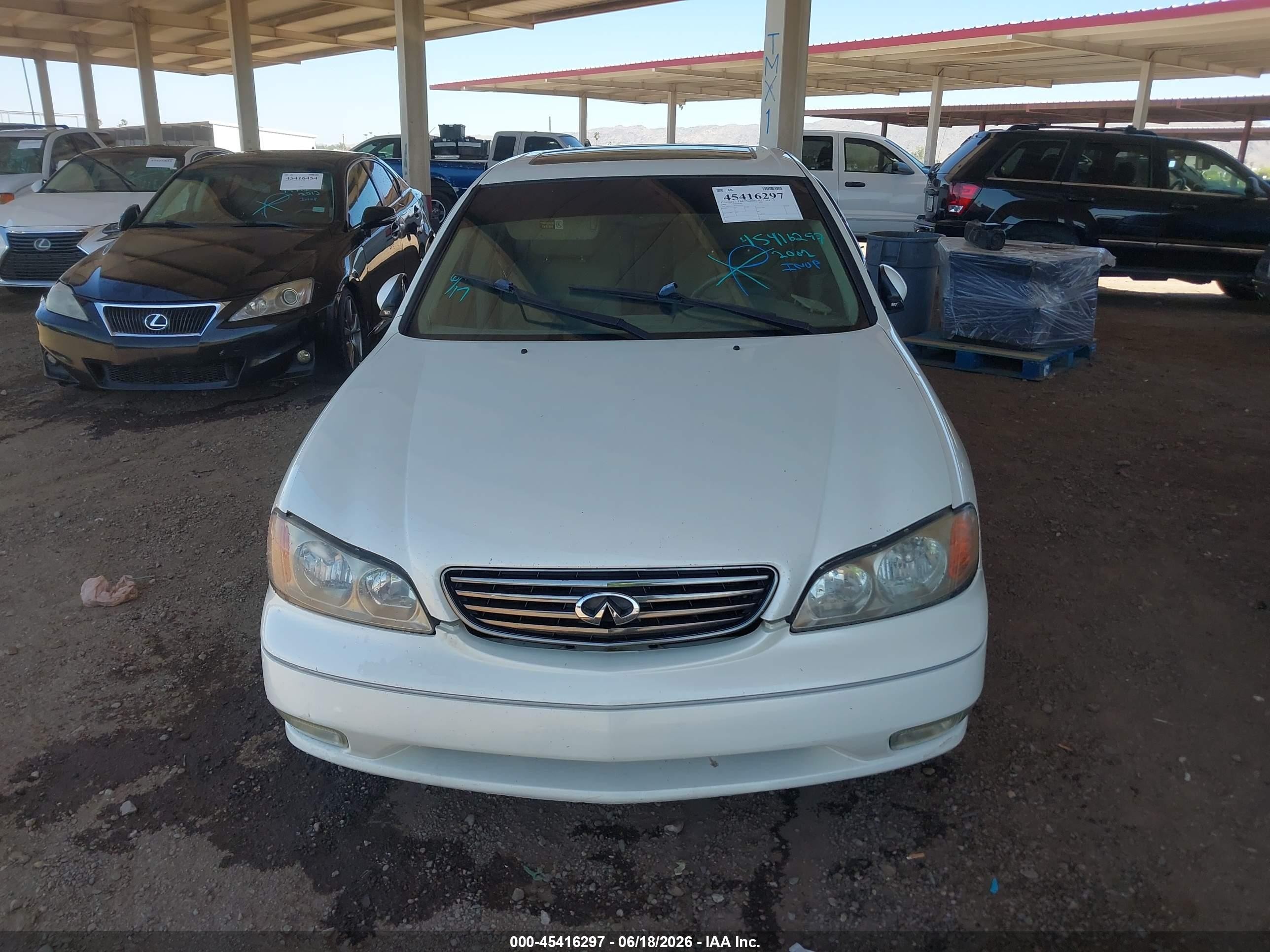 2002 Infiniti I35 Luxury White vin: JNKDA31A52T023622