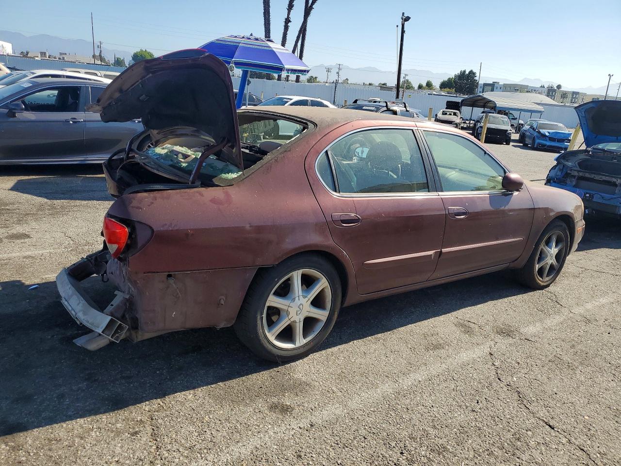 2002 Infiniti I35 Base Red vin: JNKDA31A62T006361