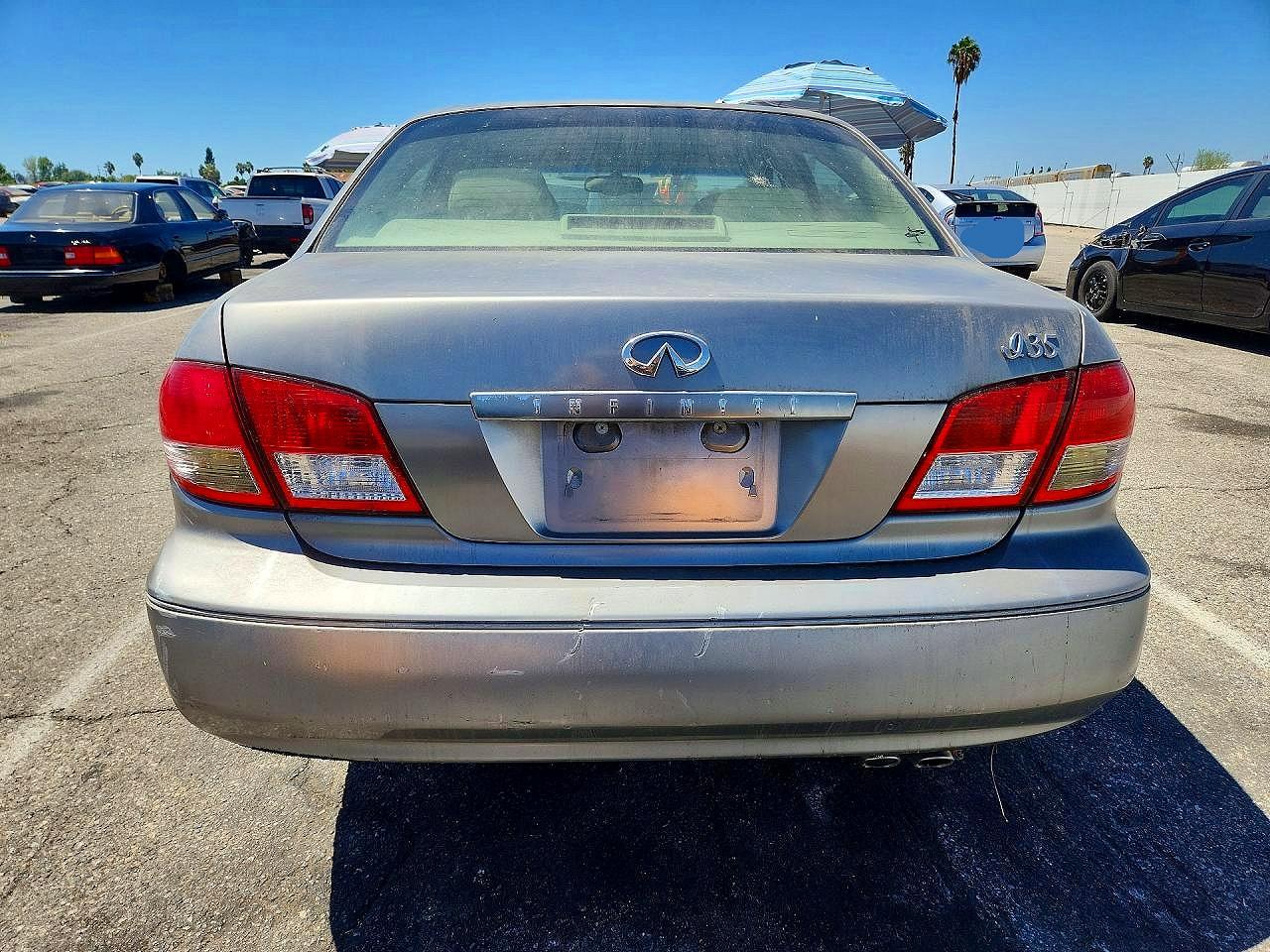 2004 Infiniti I35 Base Gray vin: JNKDA31A84T209707