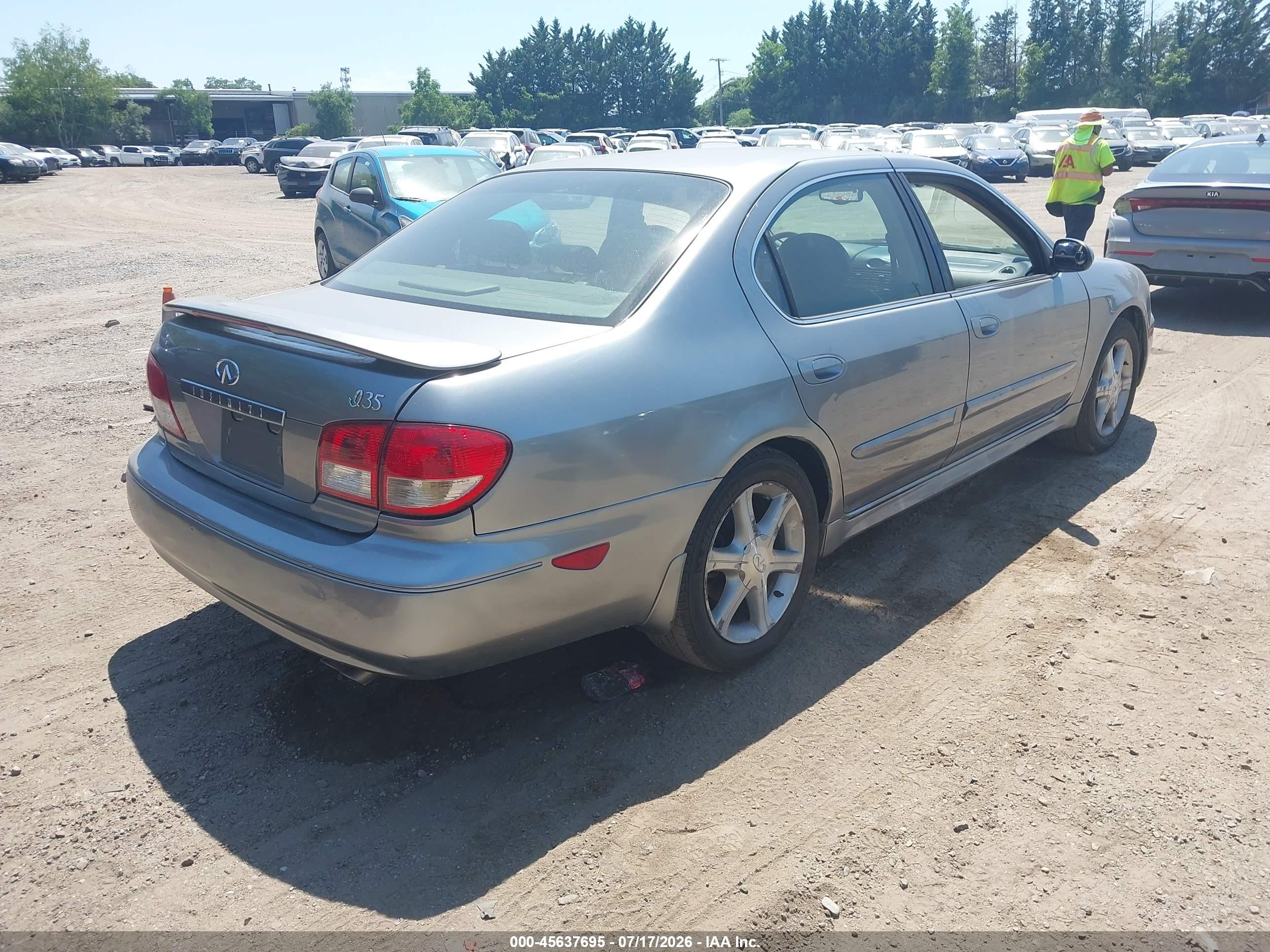 2004 Infiniti I35 Luxury Silver vin: JNKDA31A84T210467