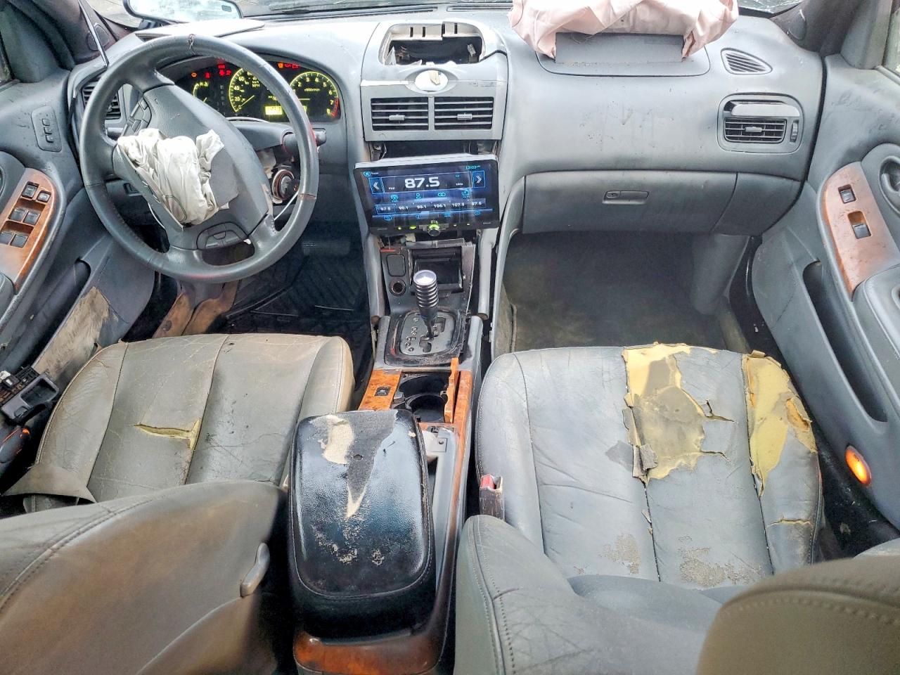 2002 Infiniti I35 Base Черный vin: JNKDA31A92T004250