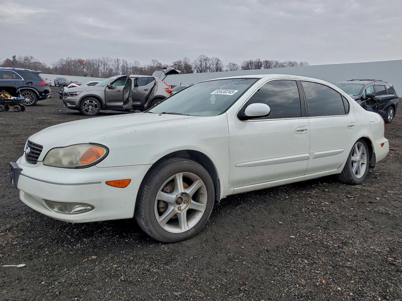 2002 Infiniti I35 White vin: JNKDA31A92T015023