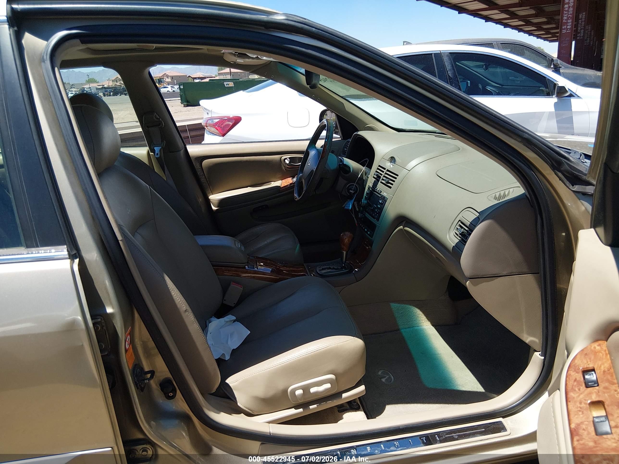 2003 Infiniti I35 Luxury Gold vin: JNKDA31A93T104589