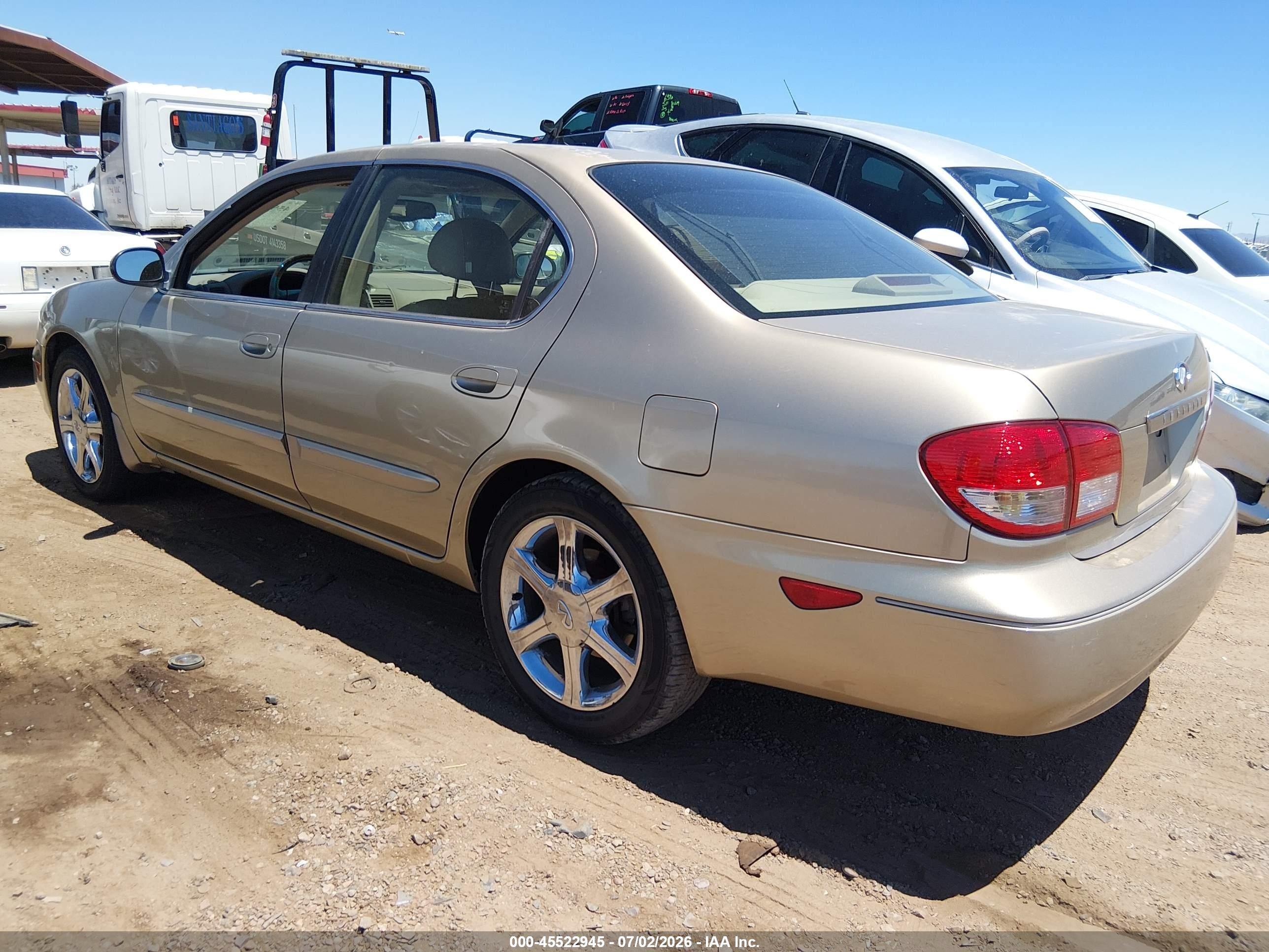 2003 Infiniti I35 Luxury Gold vin: JNKDA31A93T104589