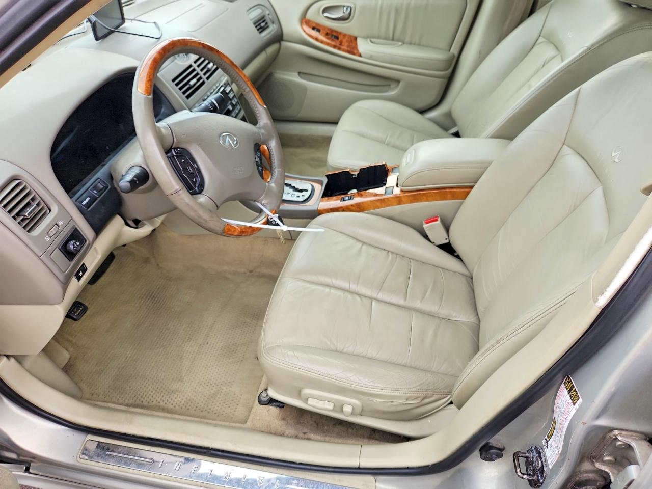 2004 Infiniti I35 Base Золотой vin: JNKDA31A94T202197