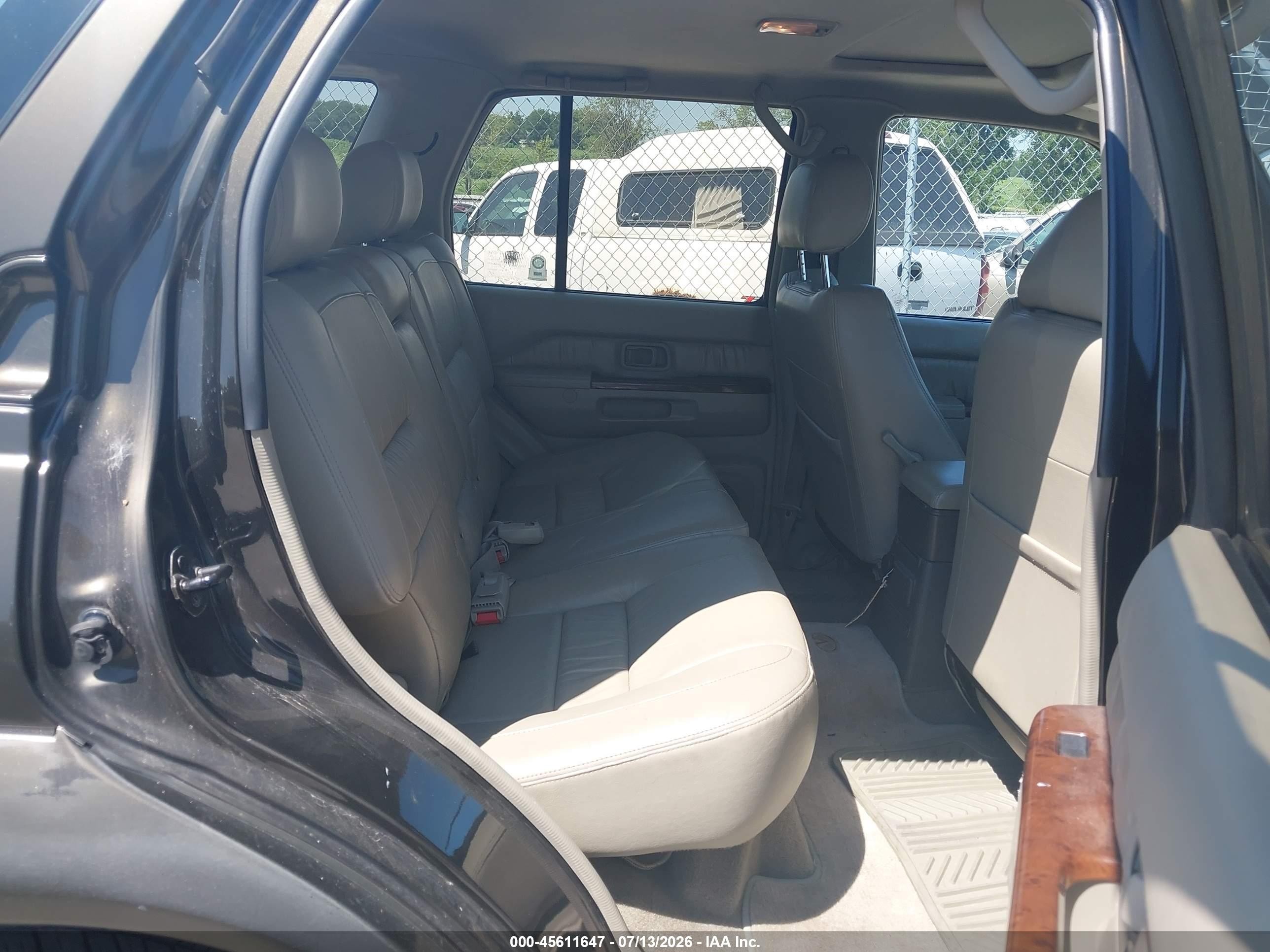 1999 Infiniti Qx4 Luxury Brown vin: JNRAR05Y3XW041853