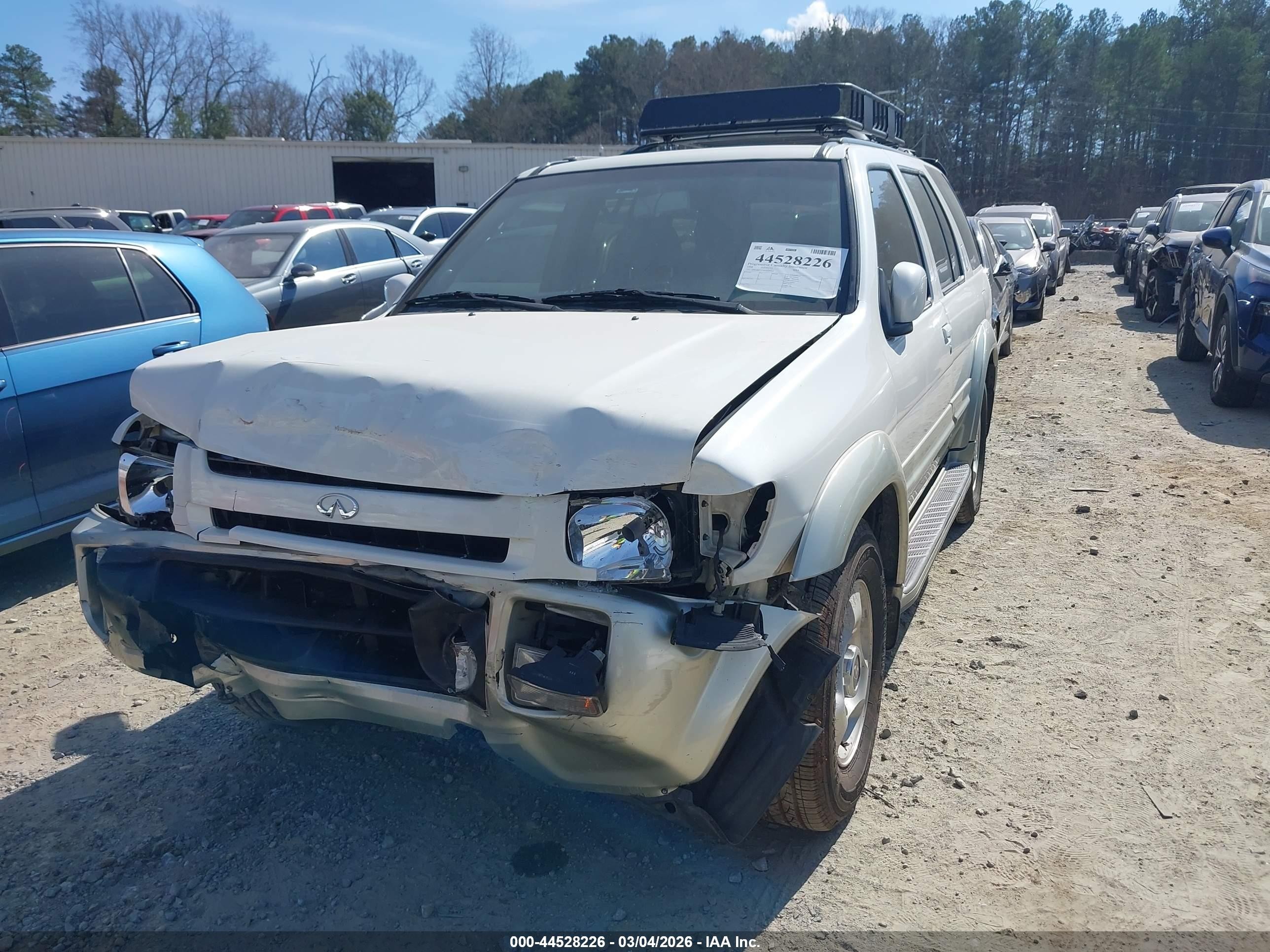 1998 Infiniti Qx4   White vin: JNRAR05Y5WW030934