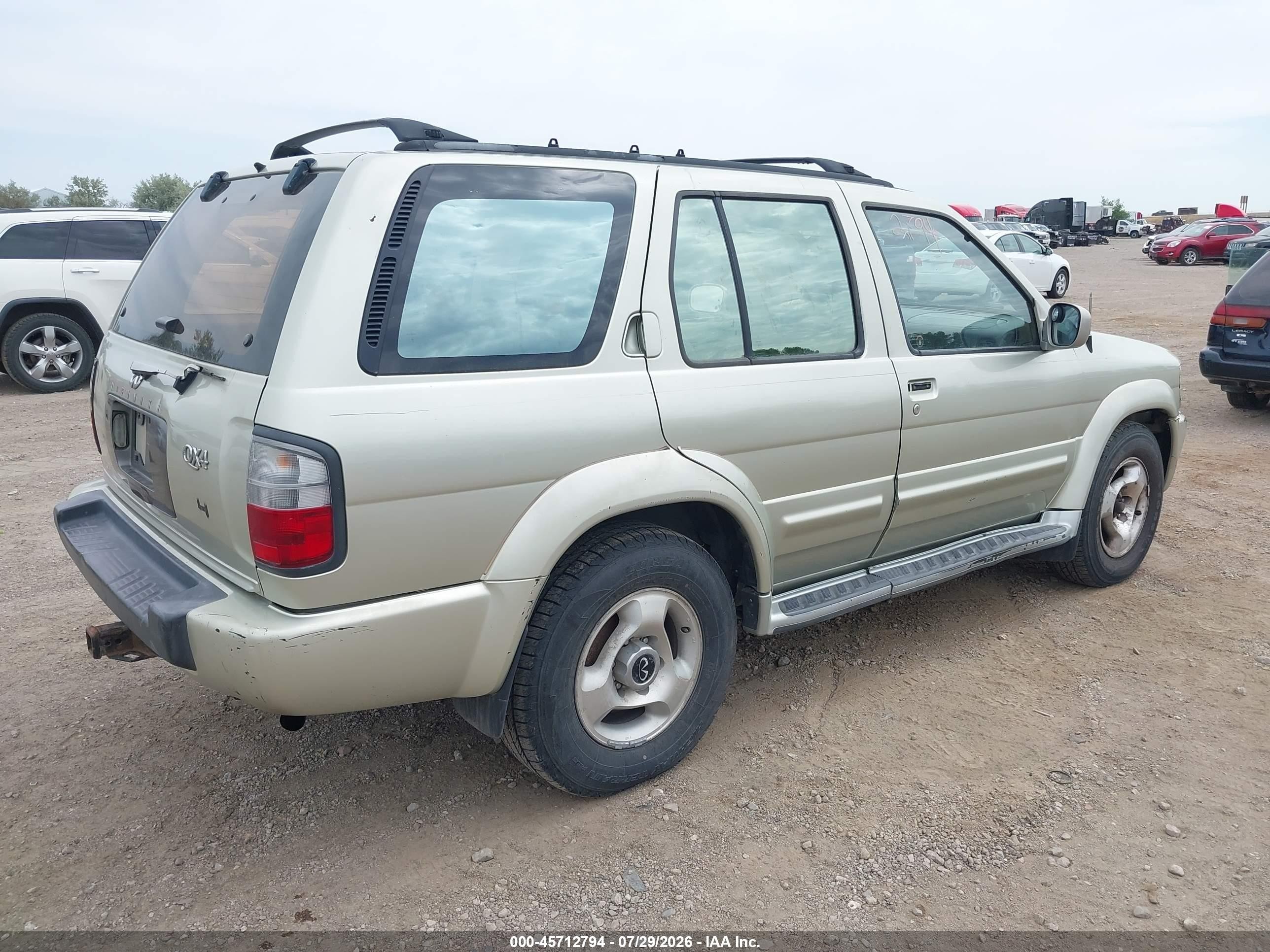 1998 Infiniti Qx4   Gold vin: JNRAR05Y5WW035275