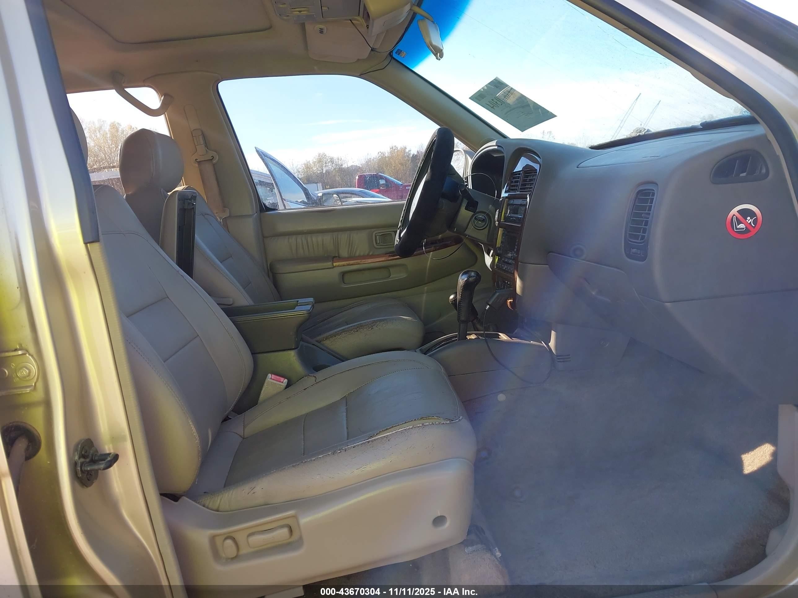 1997 Infiniti Qx4   Золотой vin: JNRAR05Y9VW000494