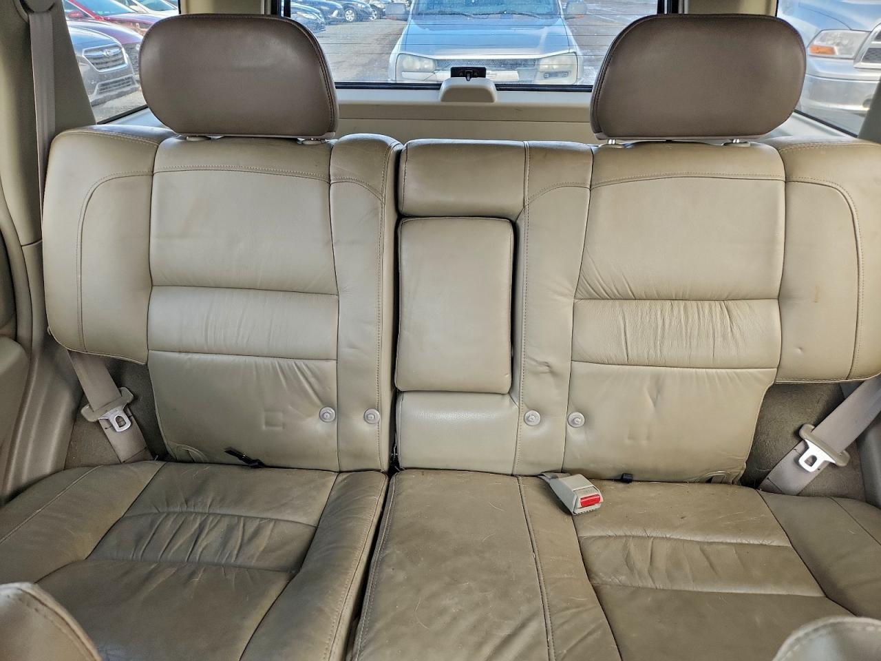 1998 Infiniti Qx4 Beige vin: JNRAR05YXWW032968