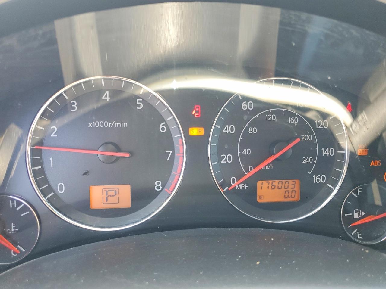 2005 Infiniti Fx35 Base Silver vin: JNRAS08U25X104025