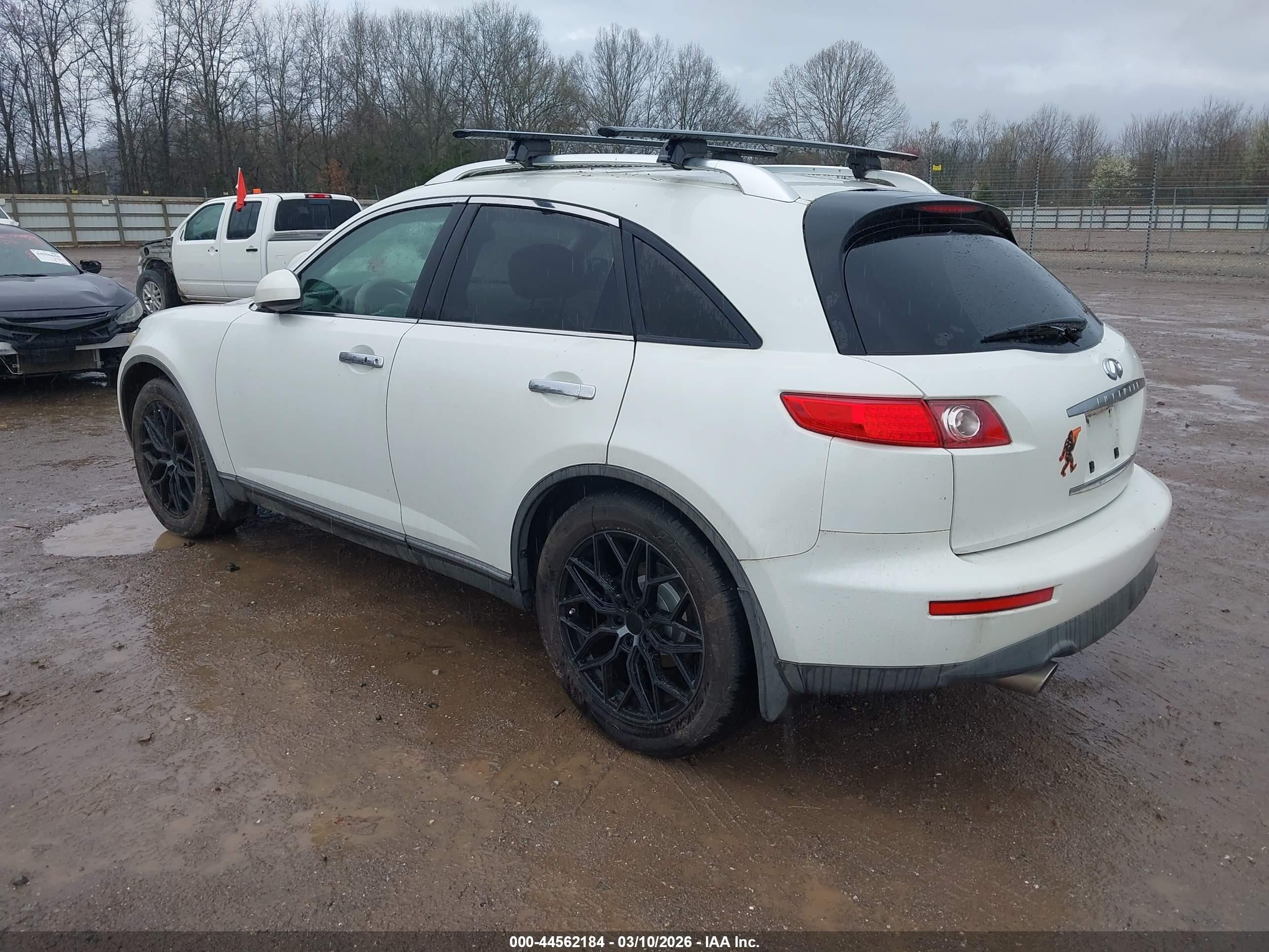 2004 Infiniti Fx35   White vin: JNRAS08U34X109183