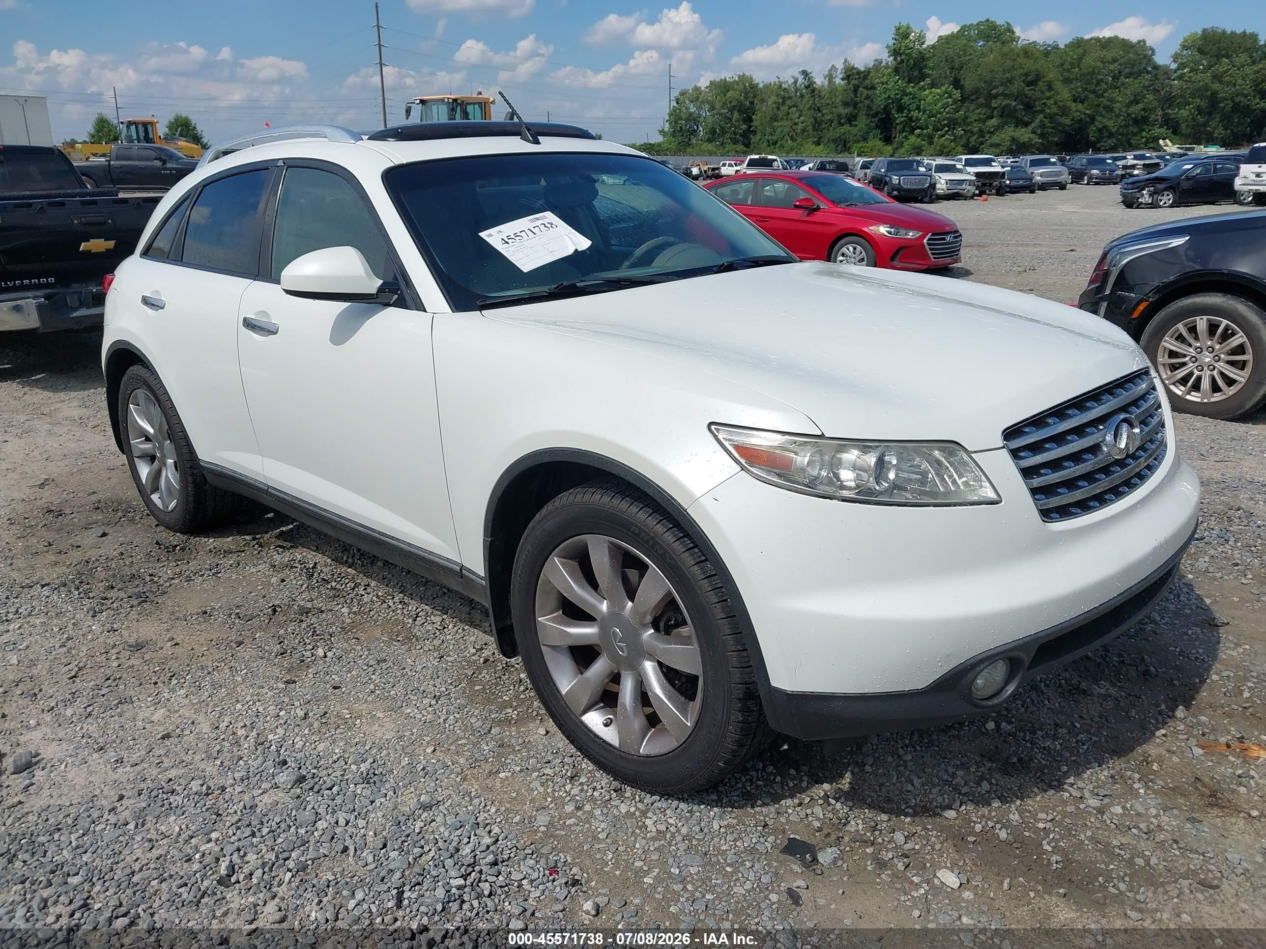 2004 Infiniti Fx35   White vin: JNRAS08U64X106570