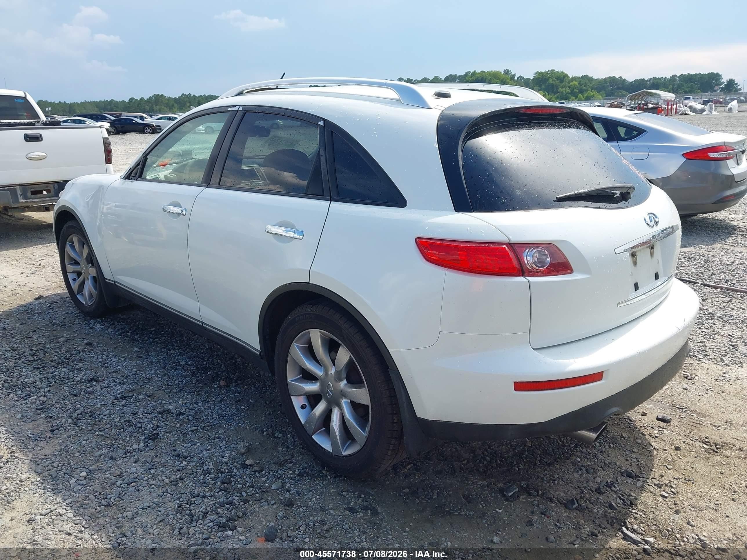 2004 Infiniti Fx35   White vin: JNRAS08U64X106570
