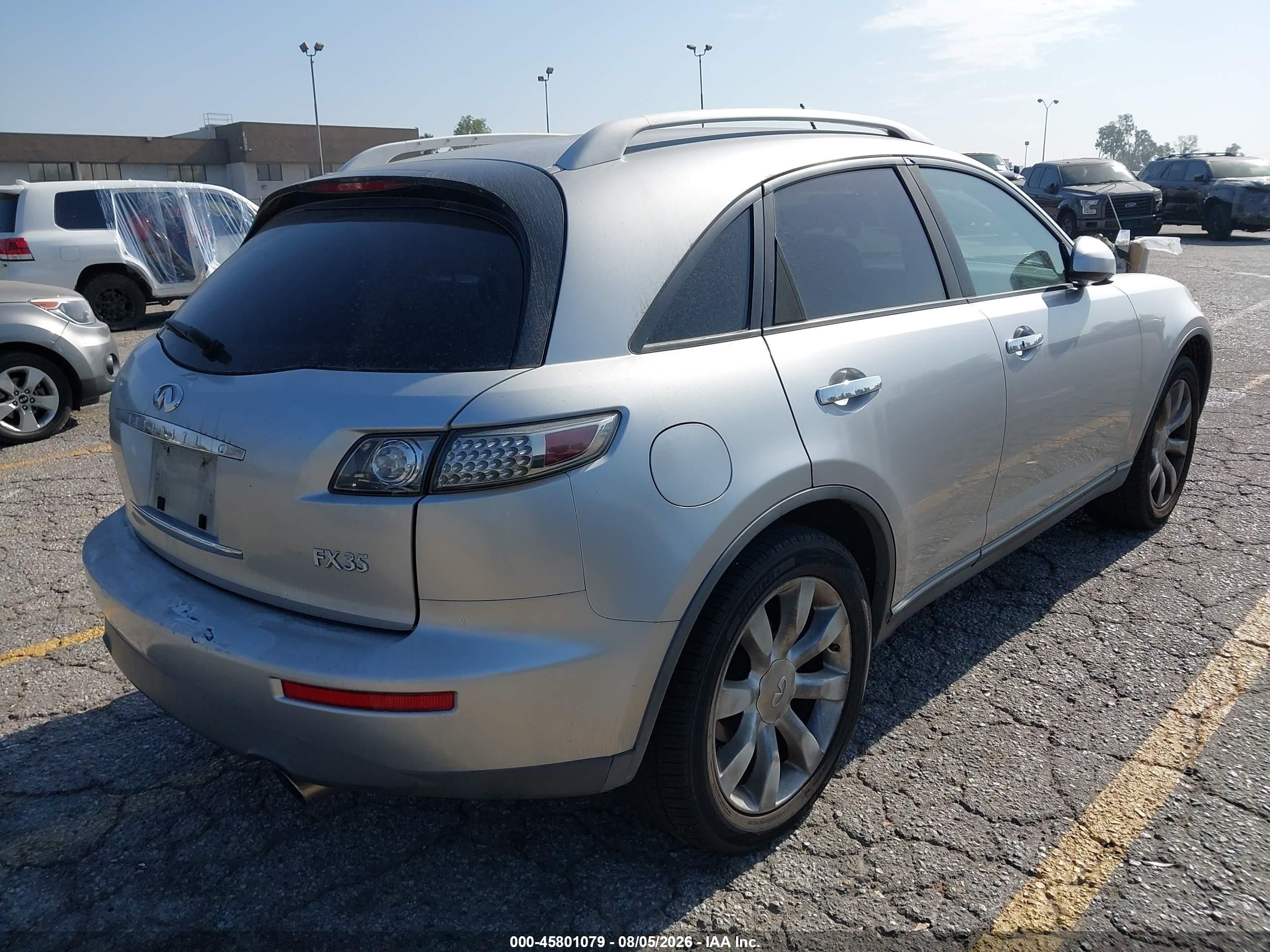 2005 Infiniti Fx35   Silver vin: JNRAS08U85X104739