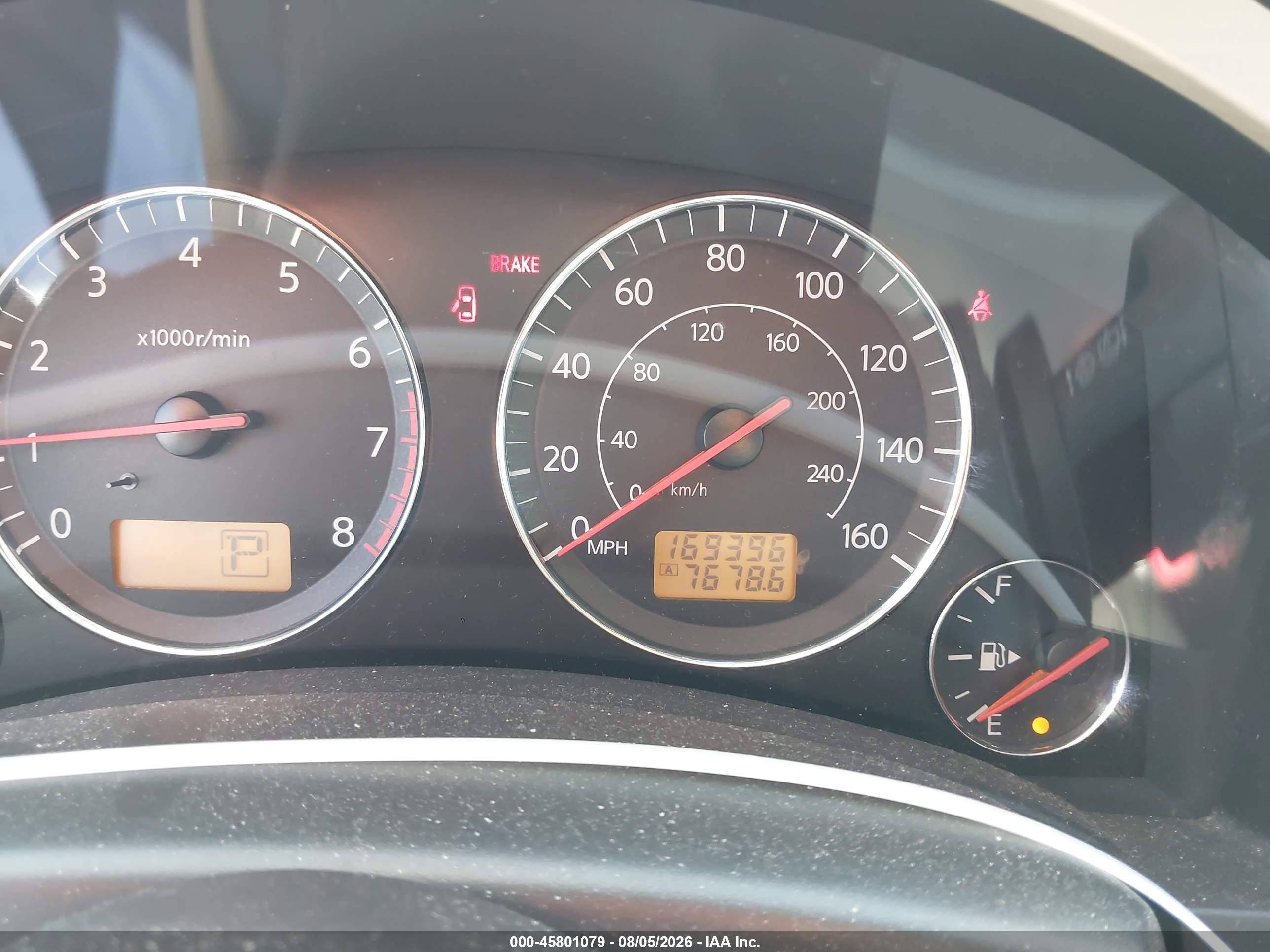 2005 Infiniti Fx35   Silver vin: JNRAS08U85X104739