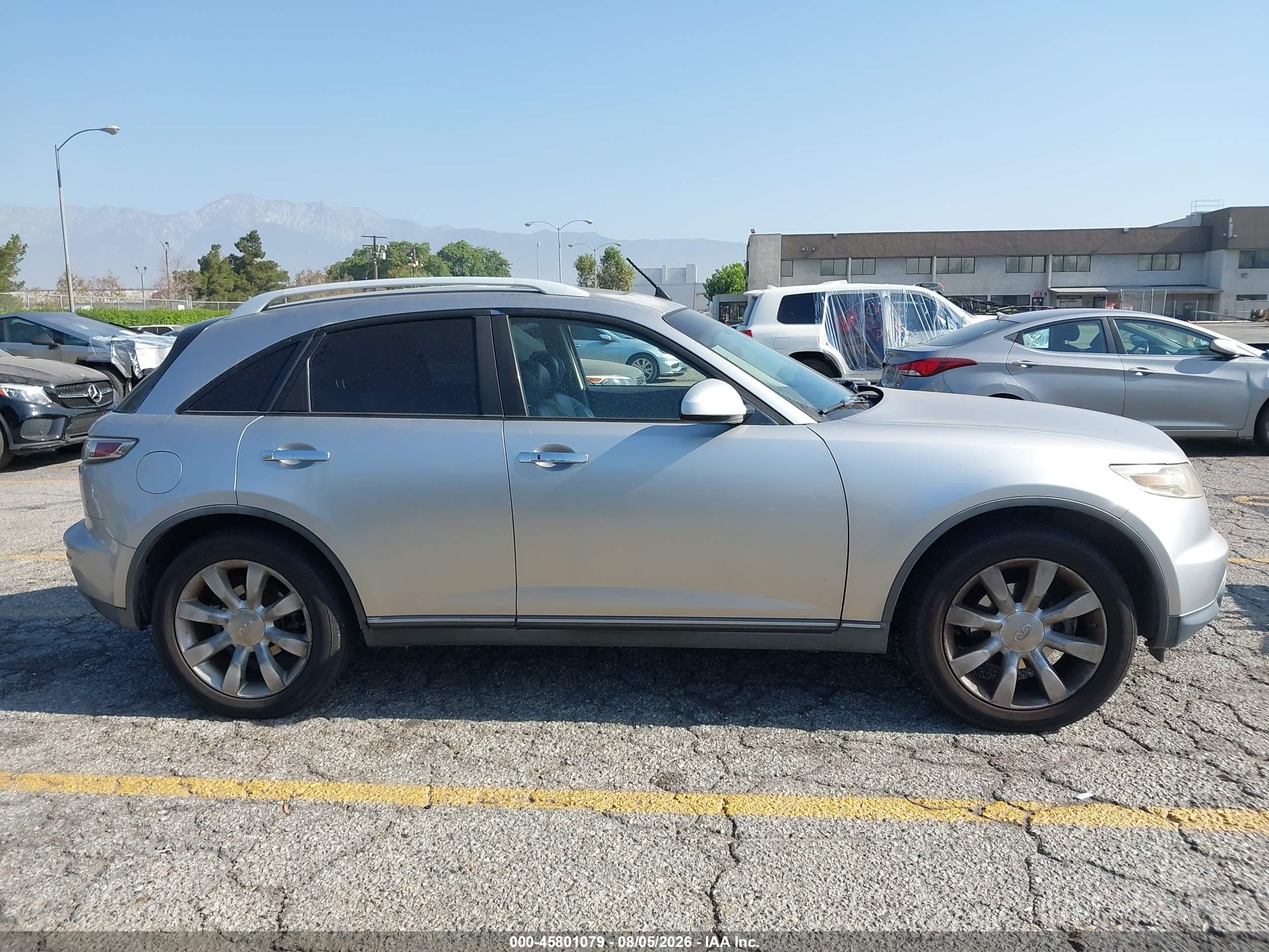 2005 Infiniti Fx35   Silver vin: JNRAS08U85X104739