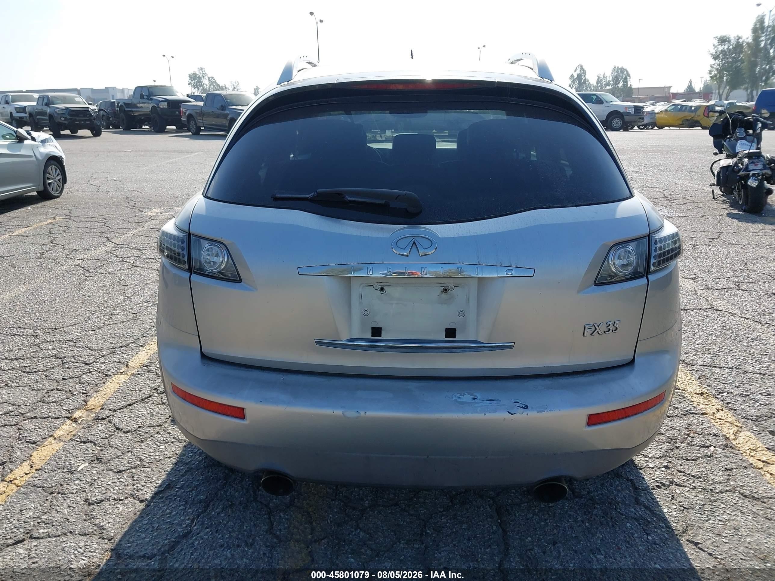 2005 Infiniti Fx35   Silver vin: JNRAS08U85X104739