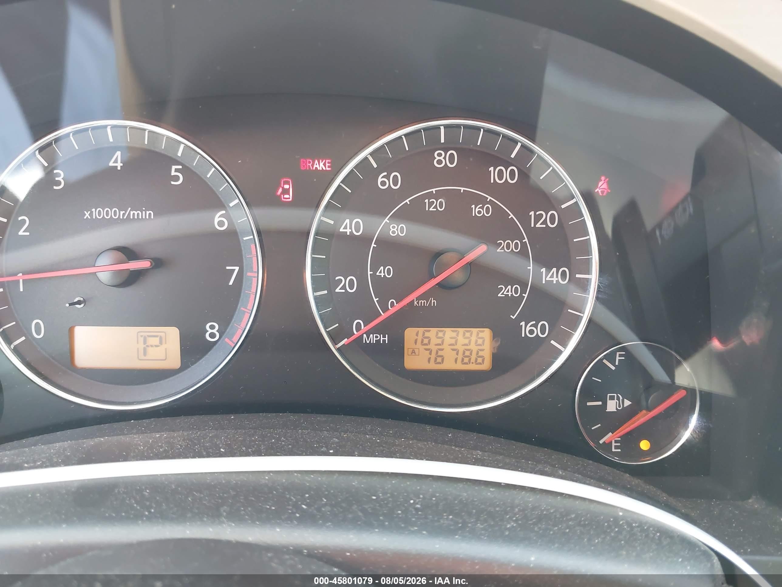 2005 Infiniti Fx35   Silver vin: JNRAS08U85X104739