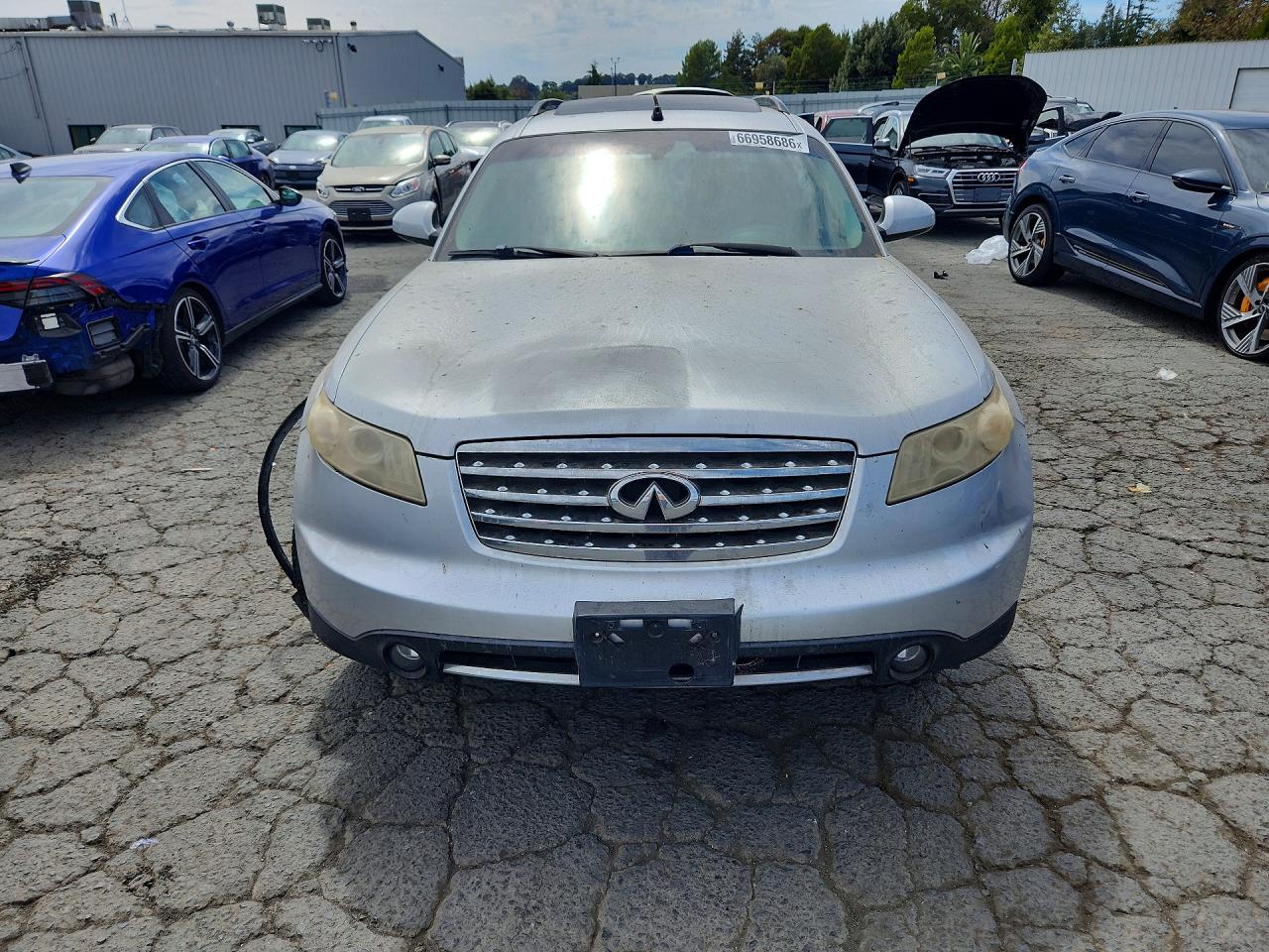 2008 Infiniti Fx35 Base Silver vin: JNRAS08U88X105202