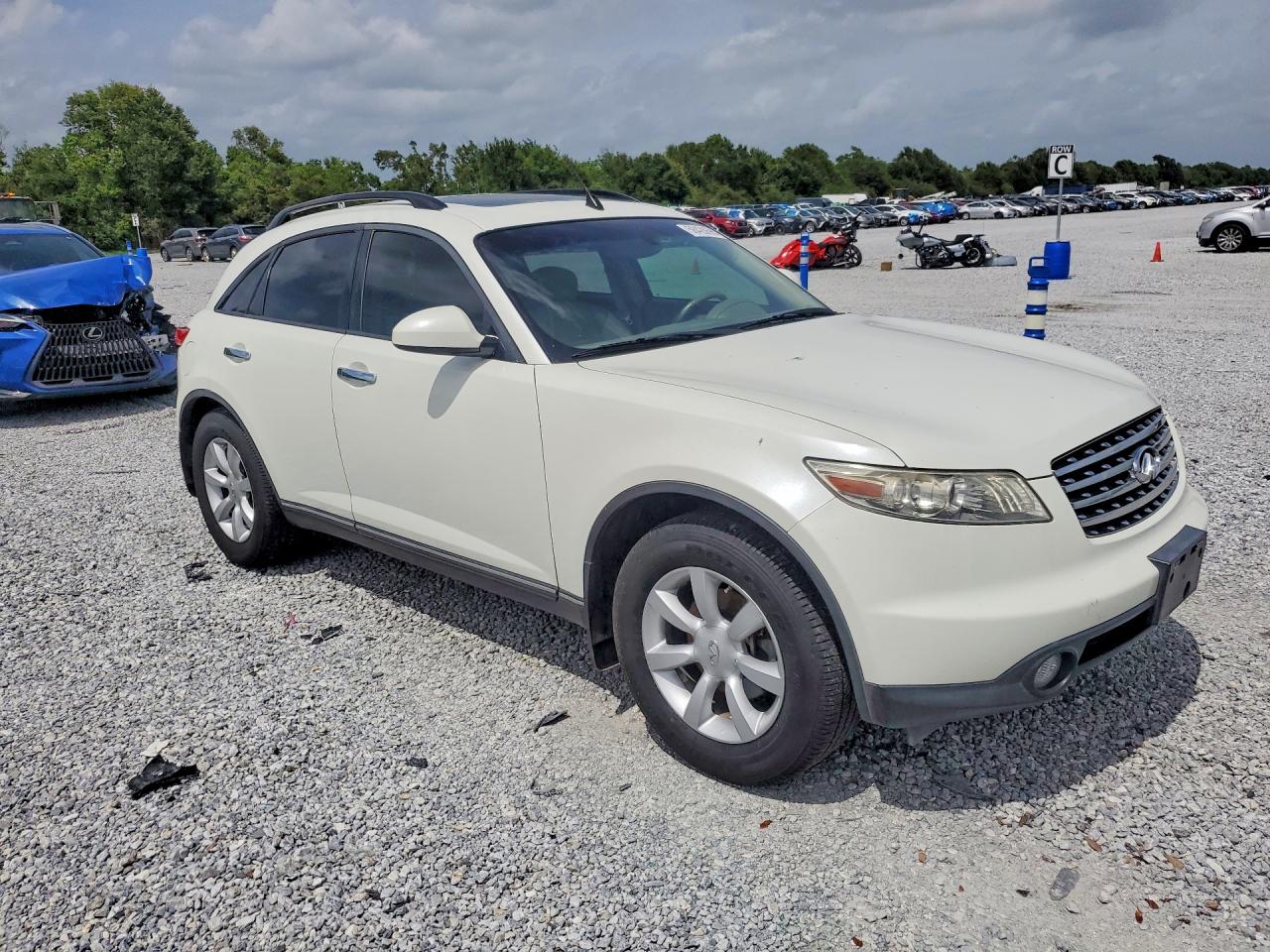2004 Infiniti Fx35 Base White vin: JNRAS08U94X110841