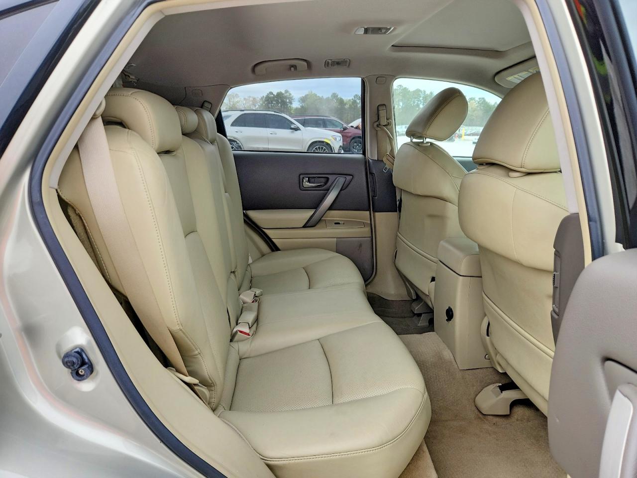 2006 Infiniti Fx35 Base Beige vin: JNRAS08U96X105934