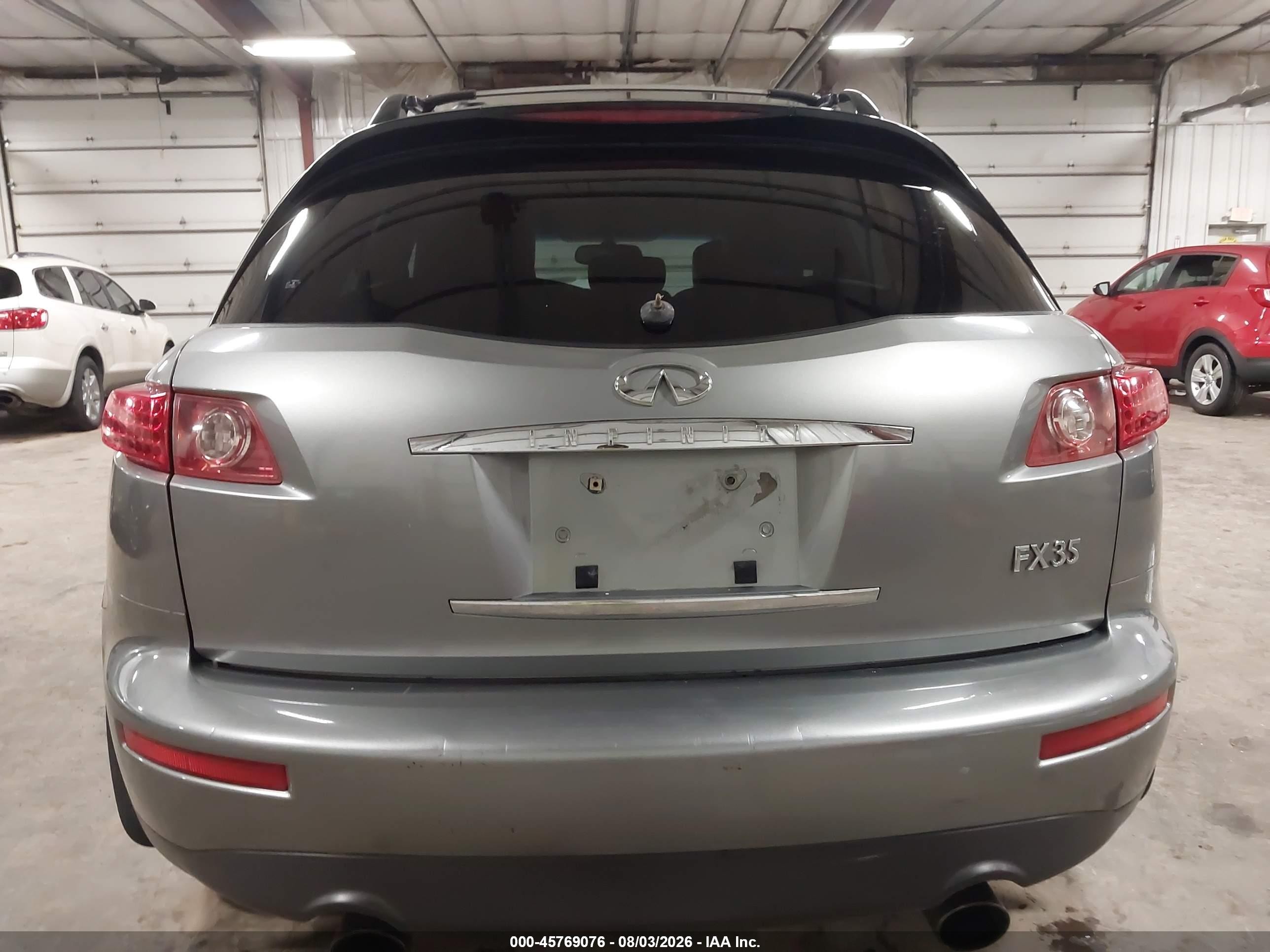 2005 Infiniti Fx35   Silver vin: JNRAS08W05X218686