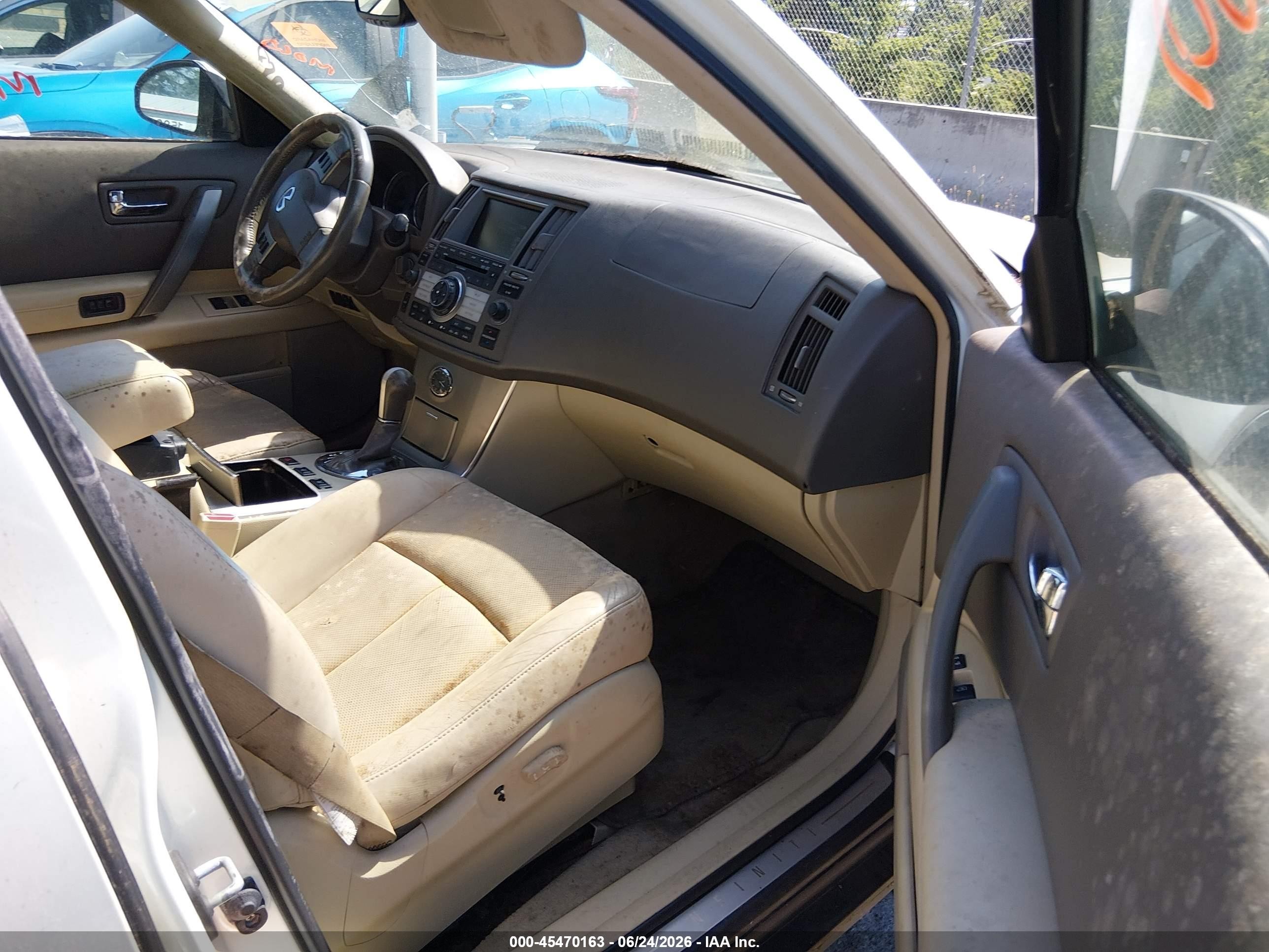 2007 Infiniti Fx35   White vin: JNRAS08W17X208719