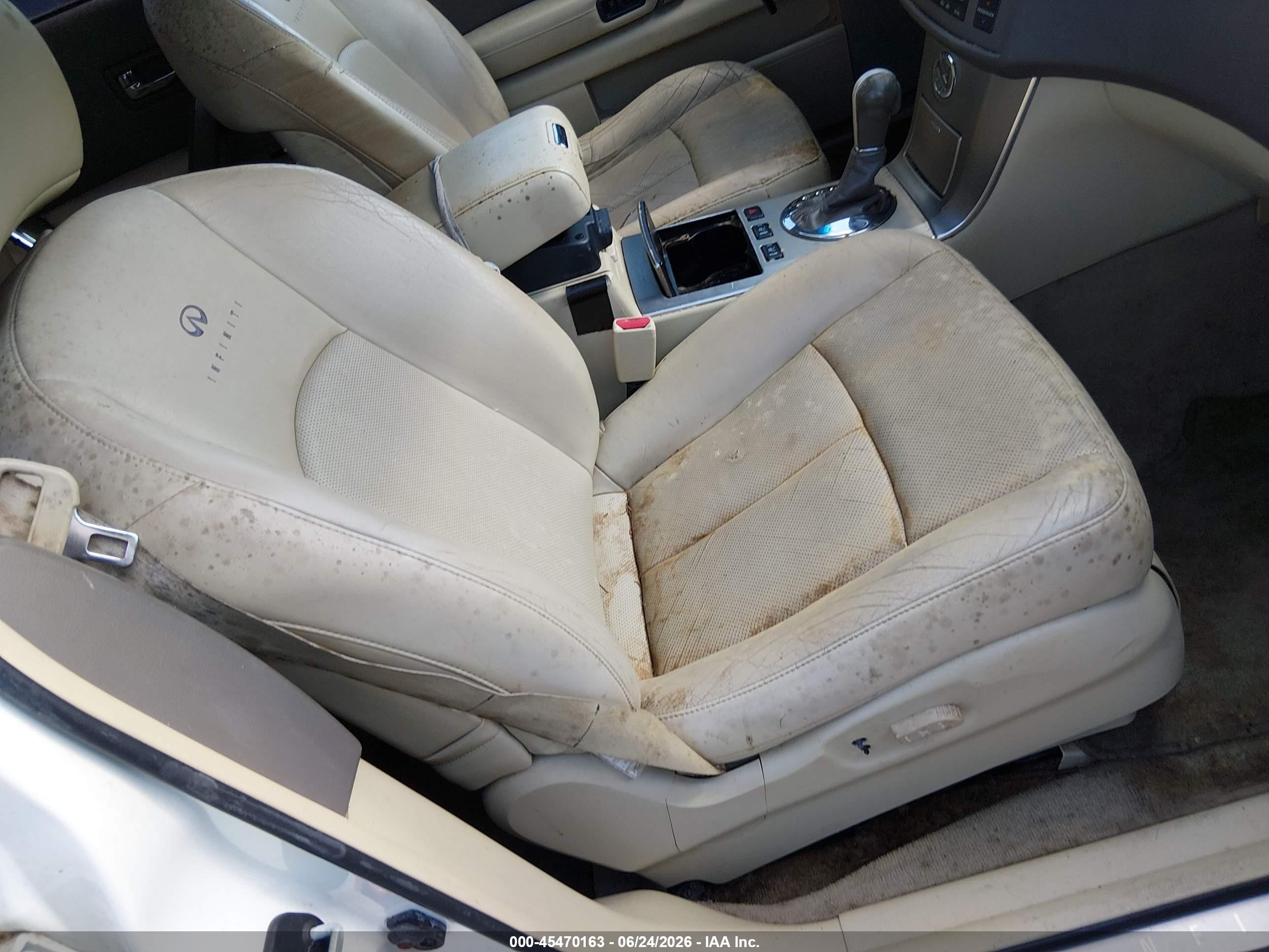 2007 Infiniti Fx35   White vin: JNRAS08W17X208719