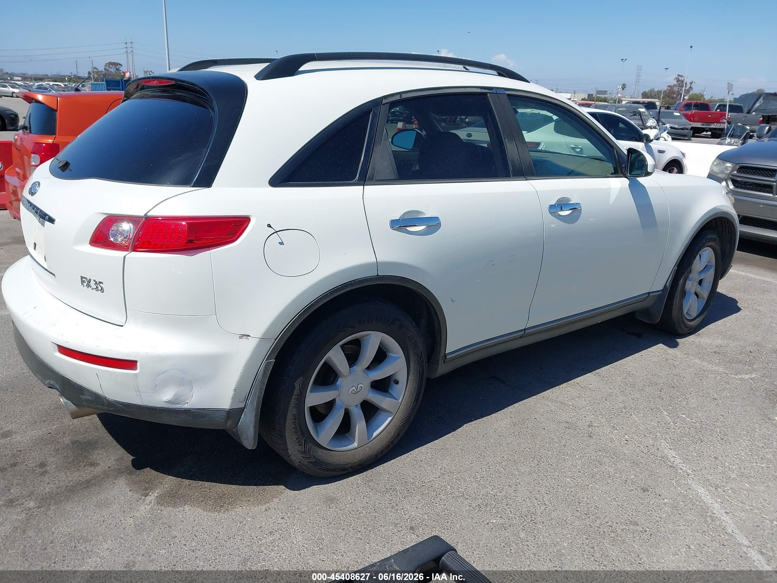 2004 Infiniti Fx35 White vin: JNRAS08W24X225816