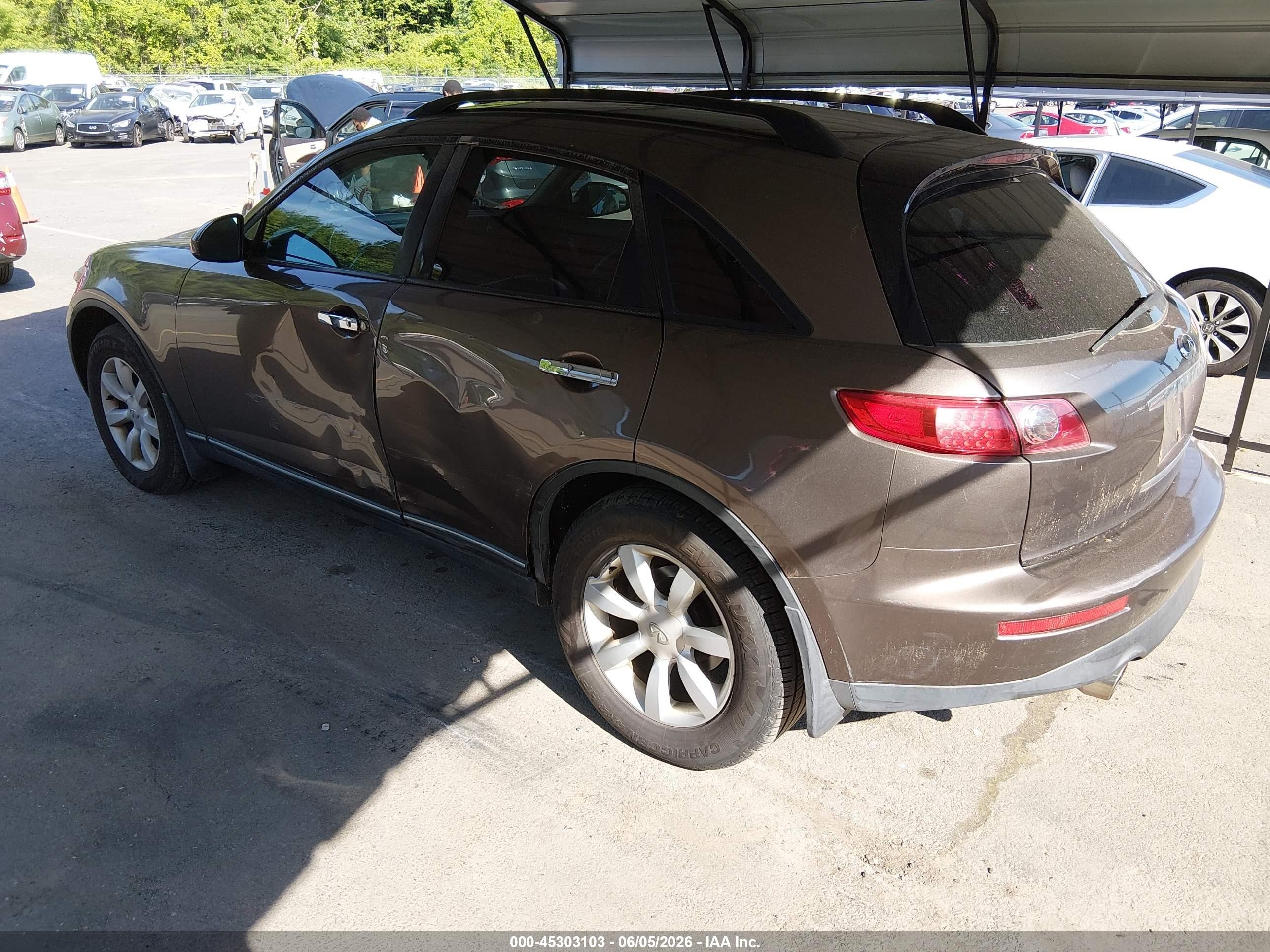 2005 Infiniti Fx35   Brown vin: JNRAS08W25X210847