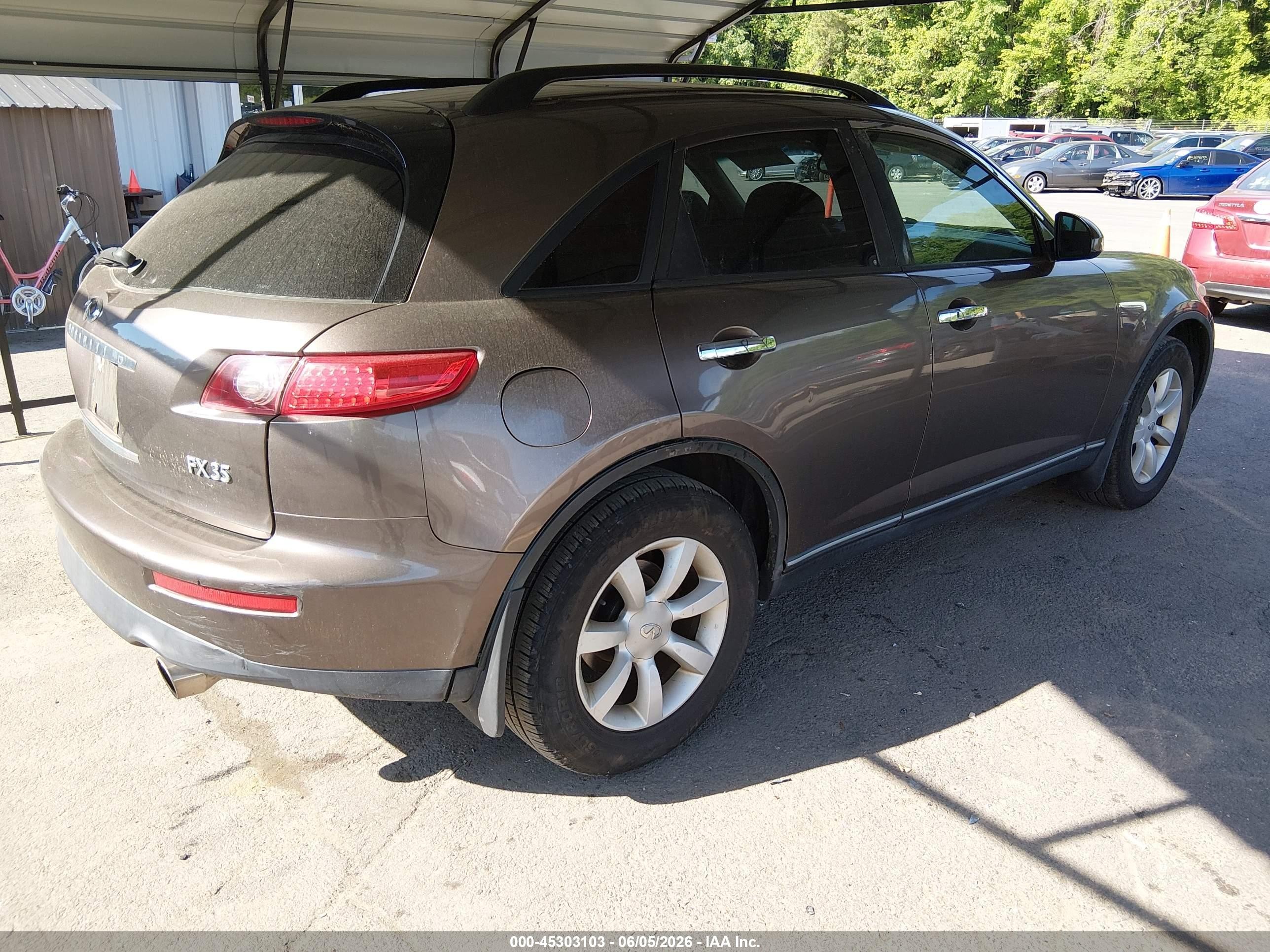 2005 Infiniti Fx35   Brown vin: JNRAS08W25X210847